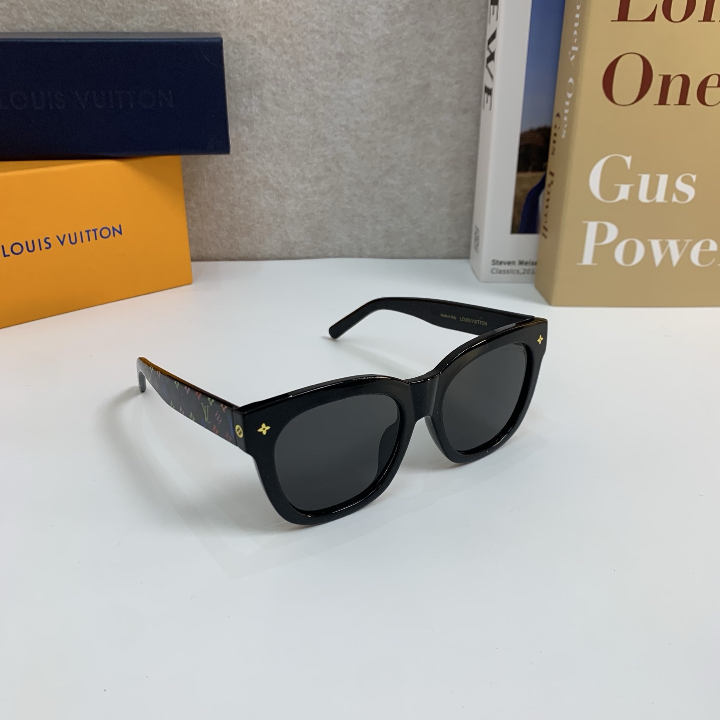 NO:742406,LV Louis Vuitton Korean style sunglasses, the same style as the internet celebrity, square frame fashionable personality and versatile trendy glasses!  A must-have artifact for traveling!  glasses, sunglasses, sunglasses, glasses, louis vuitton, louis vuitton19860909LV 路易威登 韩版墨镜网红同款太阳镜 方框时尚个性百搭潮流眼镜！出游必备神器！眼镜墨镜太阳镜,眼镜,louis vuitton,louis vuitton,glasses