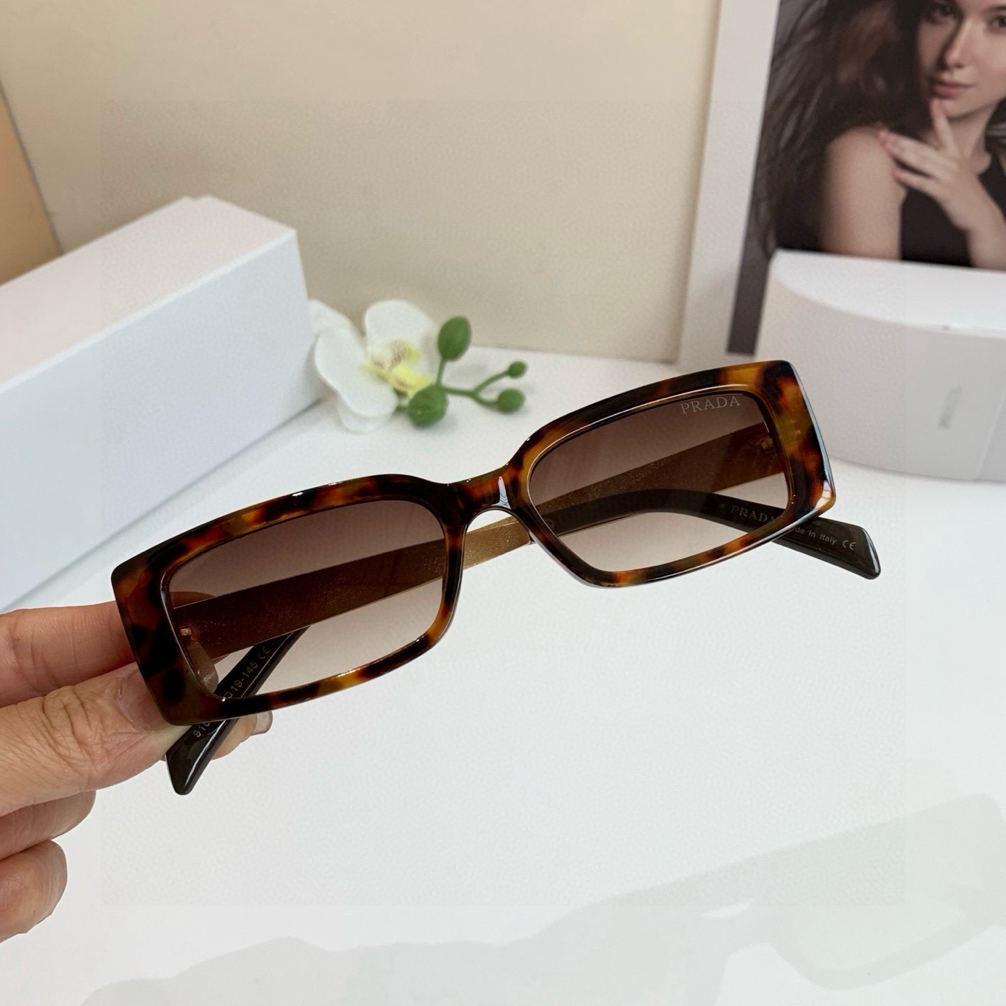 NO:742473,PRADA Prada star-style casual small square sunglasses, anti-UV sunglasses, high-end retro ins style glasses, sunglasses, sunglasses, glasses, prada, prada19860909PRADA普拉达 明星同款休闲小方框太阳镜 防紫外线遮阳墨镜 高级感复古ins风眼镜眼镜墨镜太阳镜,眼镜,prada,prada,glasses