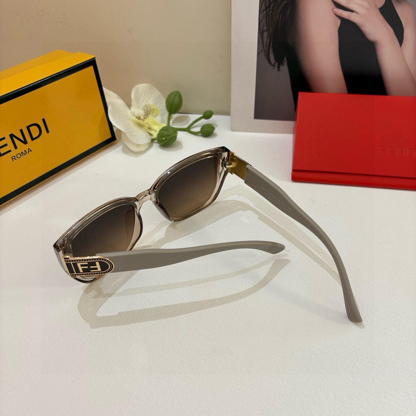 fendi glasses FENDIFendi — photo 4