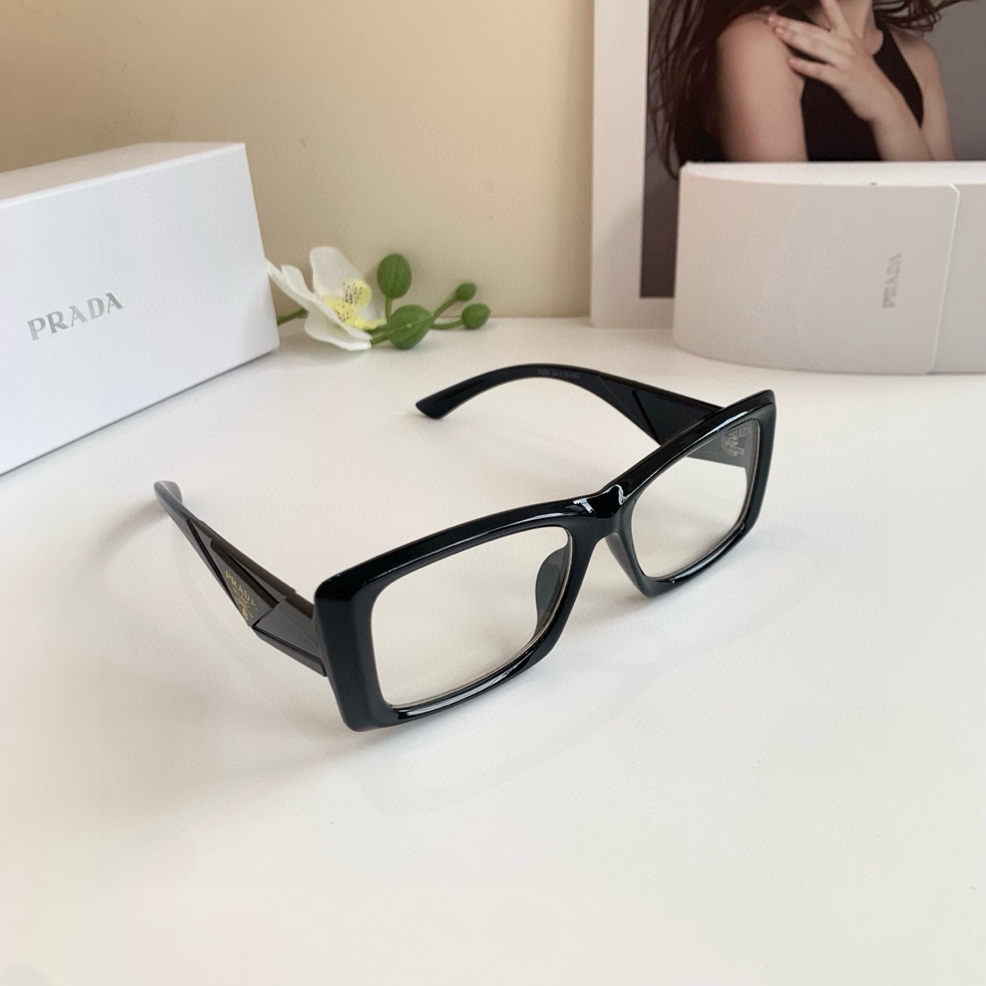 NO:949429,PRADA Prada star-style casual square-frame sunglasses, anti-UV sunglasses, high-end retro ins style glasses, sunglasses, sunglasses, glasses, prada, prada19860909PRADA普拉达 明星同款休闲方框太阳镜 防紫外线遮阳墨镜 高级感复古ins风眼镜眼镜墨镜太阳镜,眼镜,prada,prada,glasses