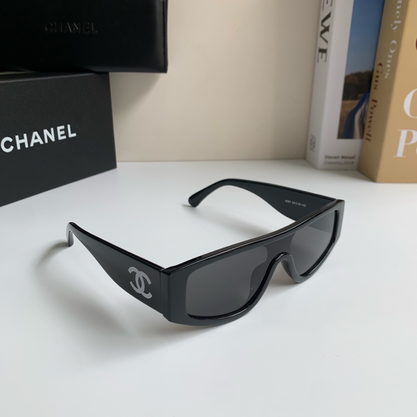 NO:826803,CHANEL Chanel 2026 new simple and fashionable cat-eye frame sunglasses, versatile and trendy small fragrance sunglasses, exquisite sun visors for men and women!  glasses, sunglasses, sunglasses, glasses, chanel, chanel19860909CHANEL香奈儿 2026新款简约时尚猫眼框太阳镜 百搭潮流小香风墨镜 男女精致遮阳镜！眼镜墨镜太阳镜,眼镜,chanel,chanel,glasses