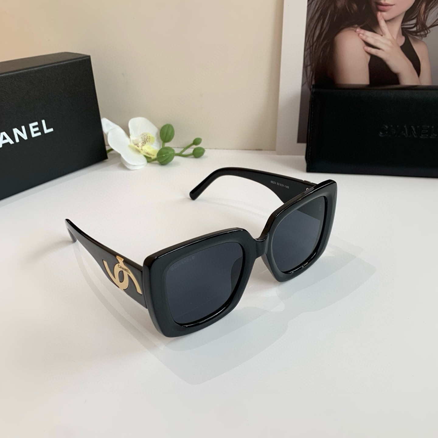 NO:865268,CHANEL Chanel European and American square-frame sunglasses, fashionable and trendy sunshade glasses, versatile travel and driving sunglasses for men and women!  glasses, sunglasses, sunglasses, glasses, chanel, chanel19860909CHANEL香奈儿 欧美方框太阳镜 时尚潮流遮阳眼镜 男女款百搭出游驾驶墨镜！眼镜墨镜太阳镜,眼镜,chanel,chanel,glasses