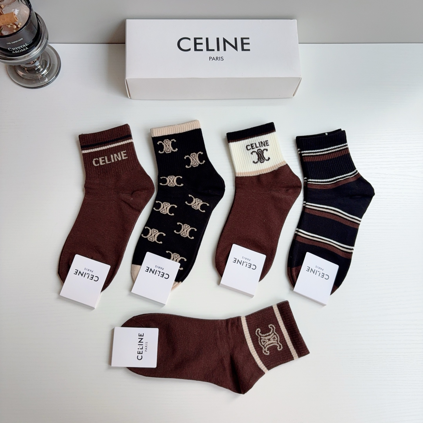配包装（一盒5双） CELINE  赛琳 新款船袜！纯棉面料，专柜同步中筒袜子，💛大牌出街，潮人必备🔥超好搭