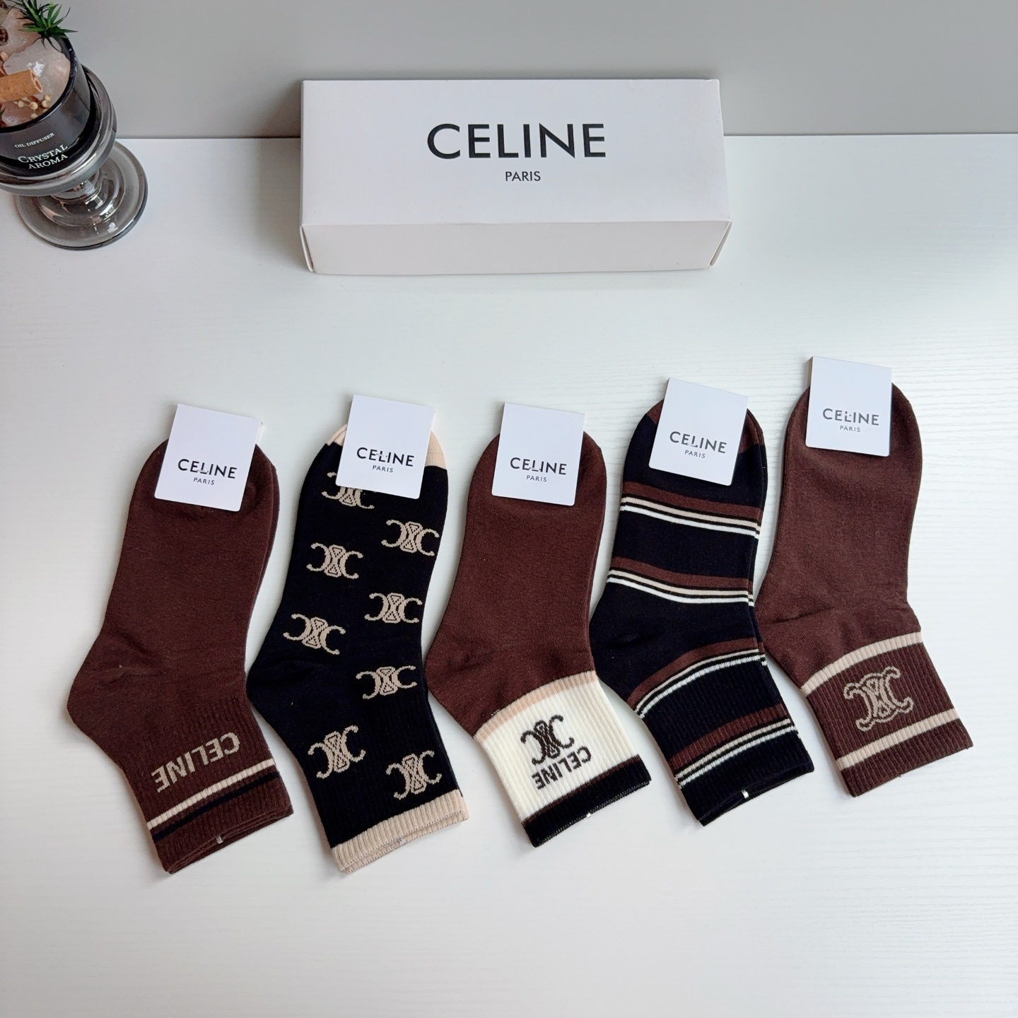 配包装（一盒5双） CELINE  赛琳 新款船袜！纯棉面料，专柜同步中筒袜子，💛大牌出街，潮人必备🔥超好搭