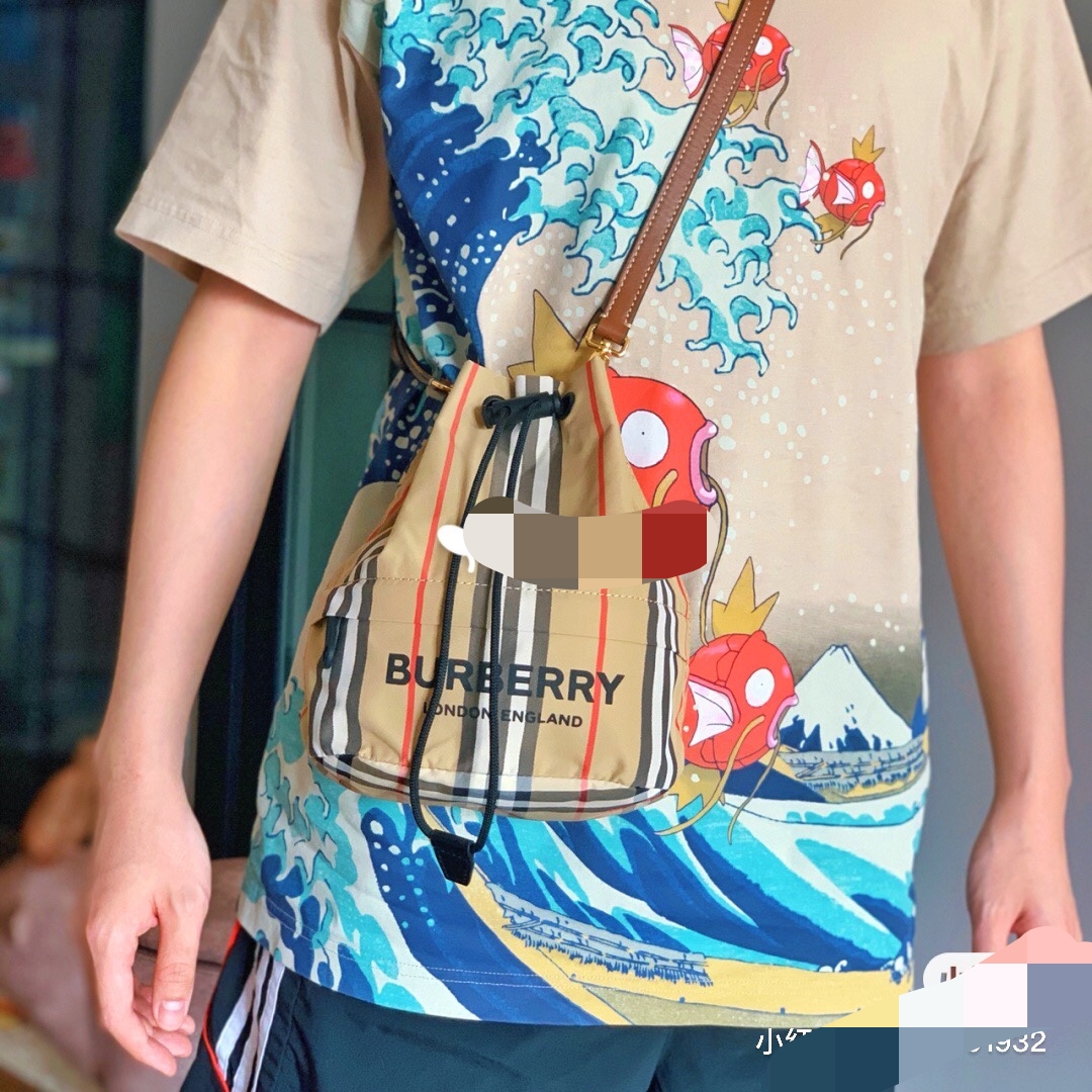 Cute burberry lucky bag