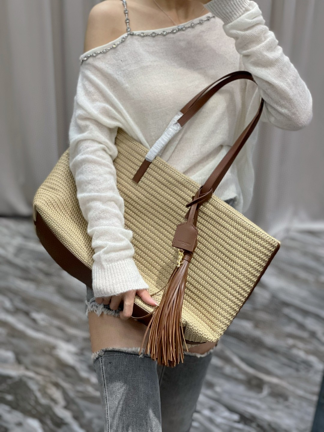 Saint Laurent ysl shopping tote bag_Shopping bag The joy of woven bags_Y Tote bag shopping bag is here ~ This summer's most popular raffia woven