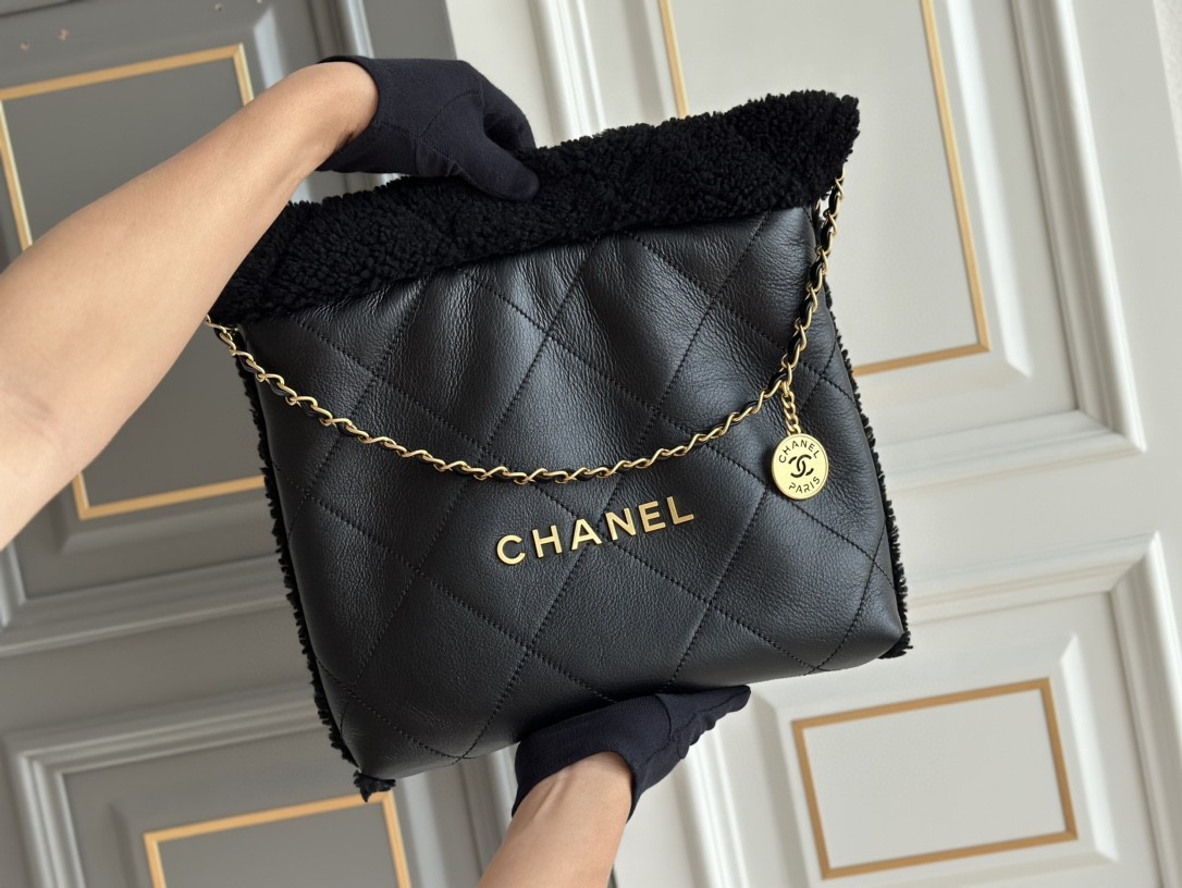 Chanel Xiaoxiang Platinum EditionAuthentic grade packaging as shown