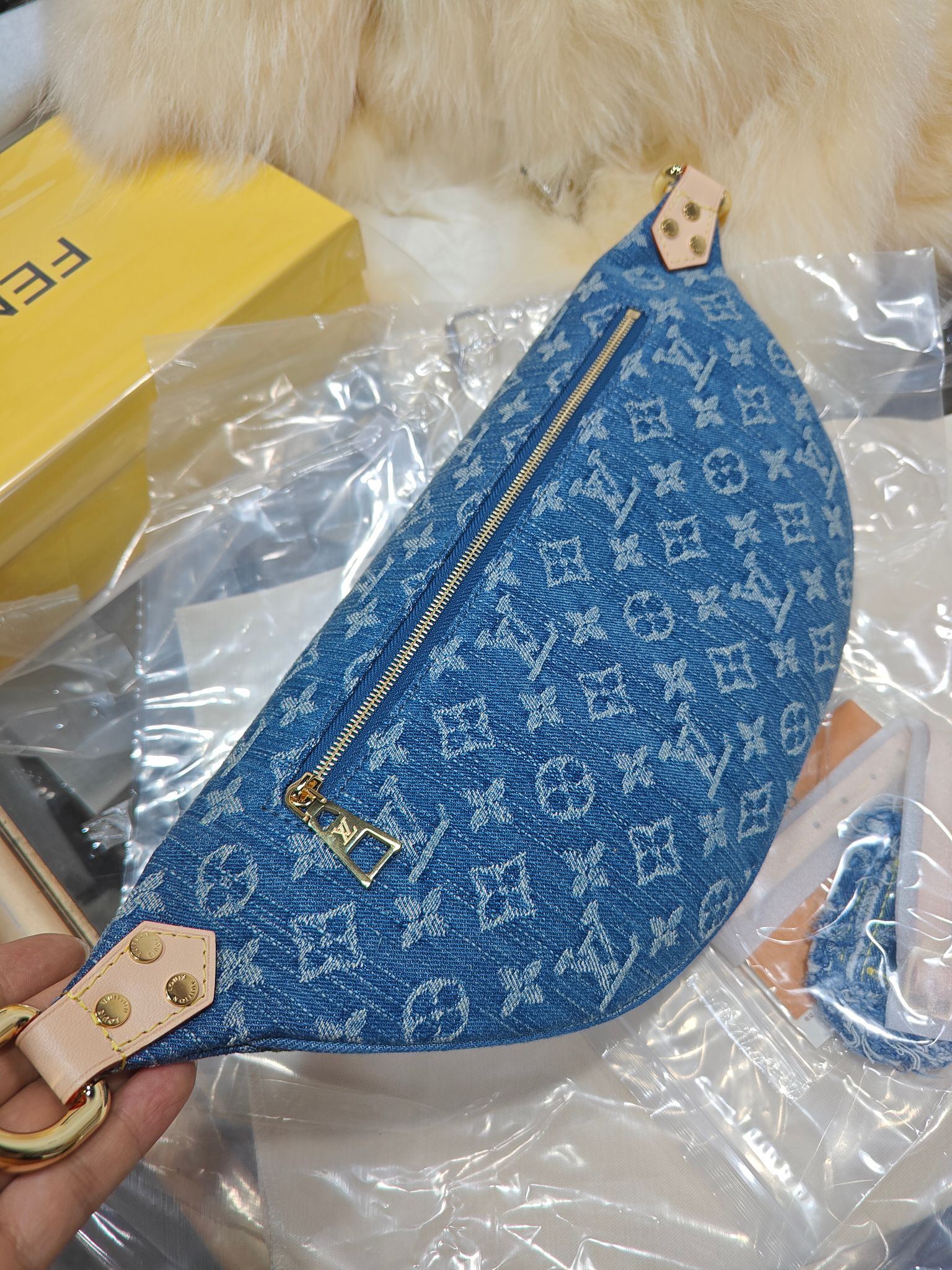 Louis Vuitton Continuing to release LVs 24th anniversary collection in seconds