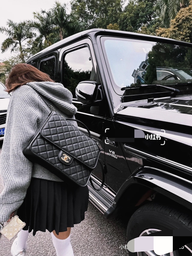 The most popular Chanel 22k as3622 portable backpack
