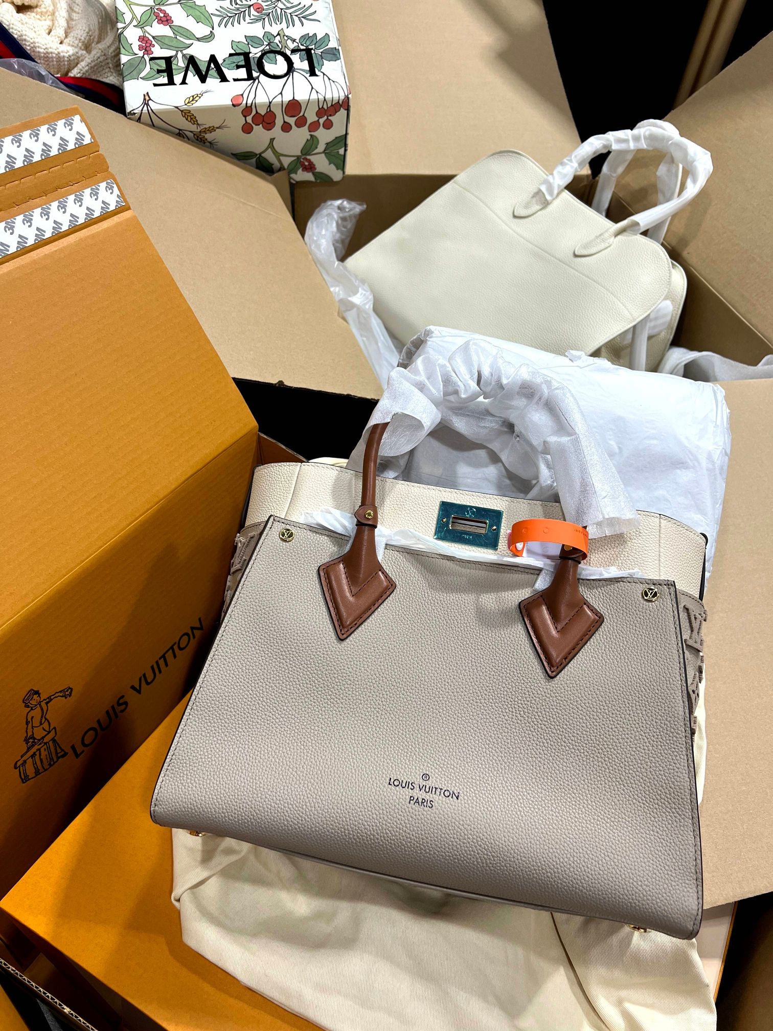 Louis Vuitton Lets focus on