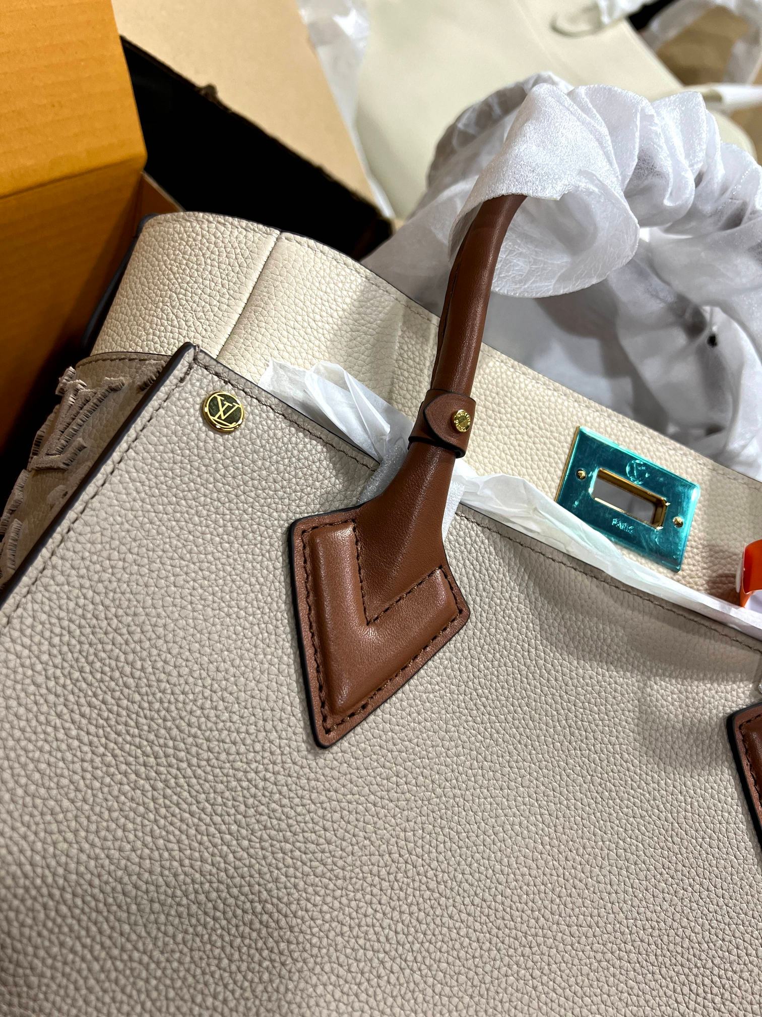 Louis Vuitton Lets focus on