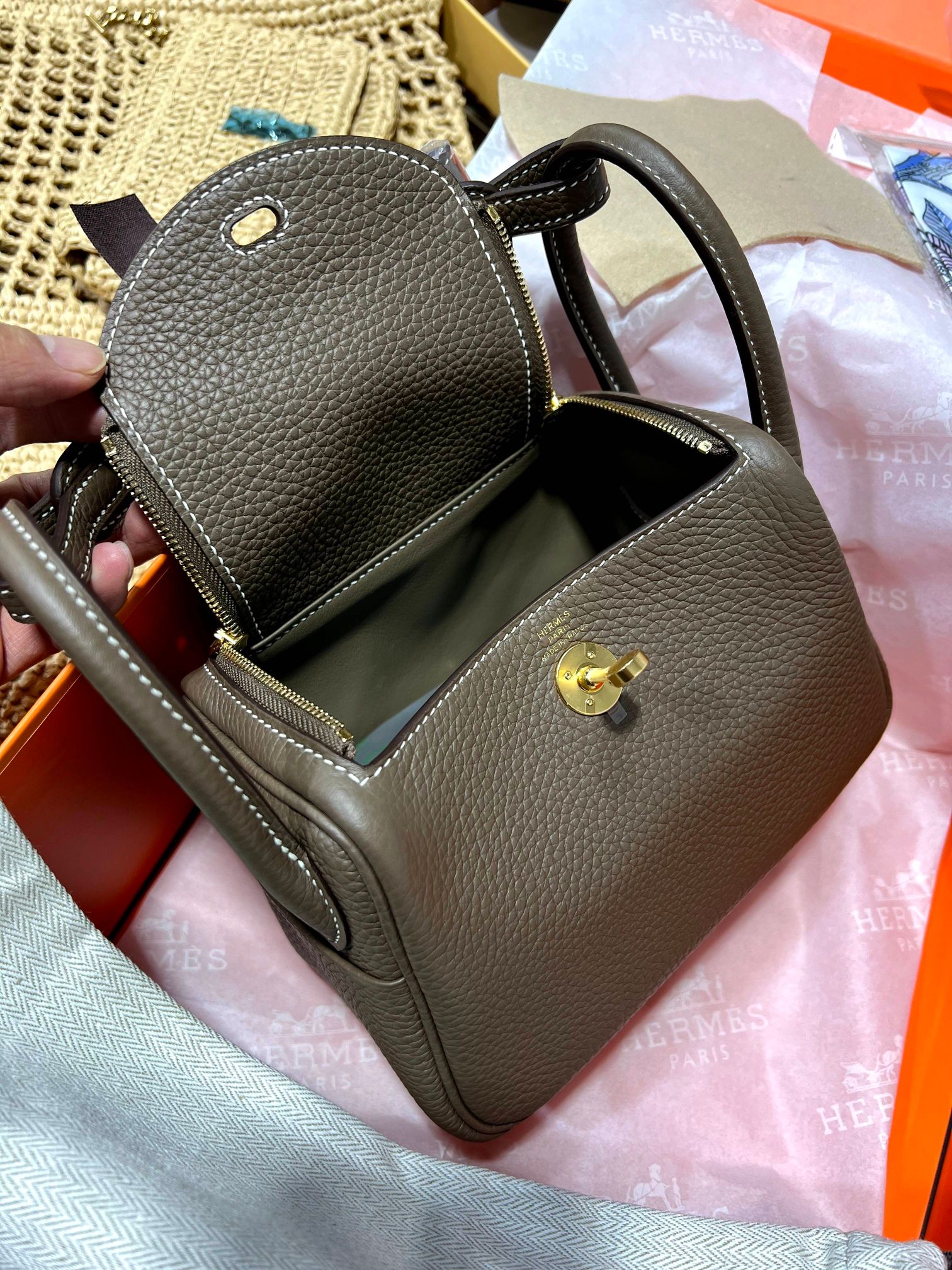 Hermès Hermes Lindy togo calfskin
