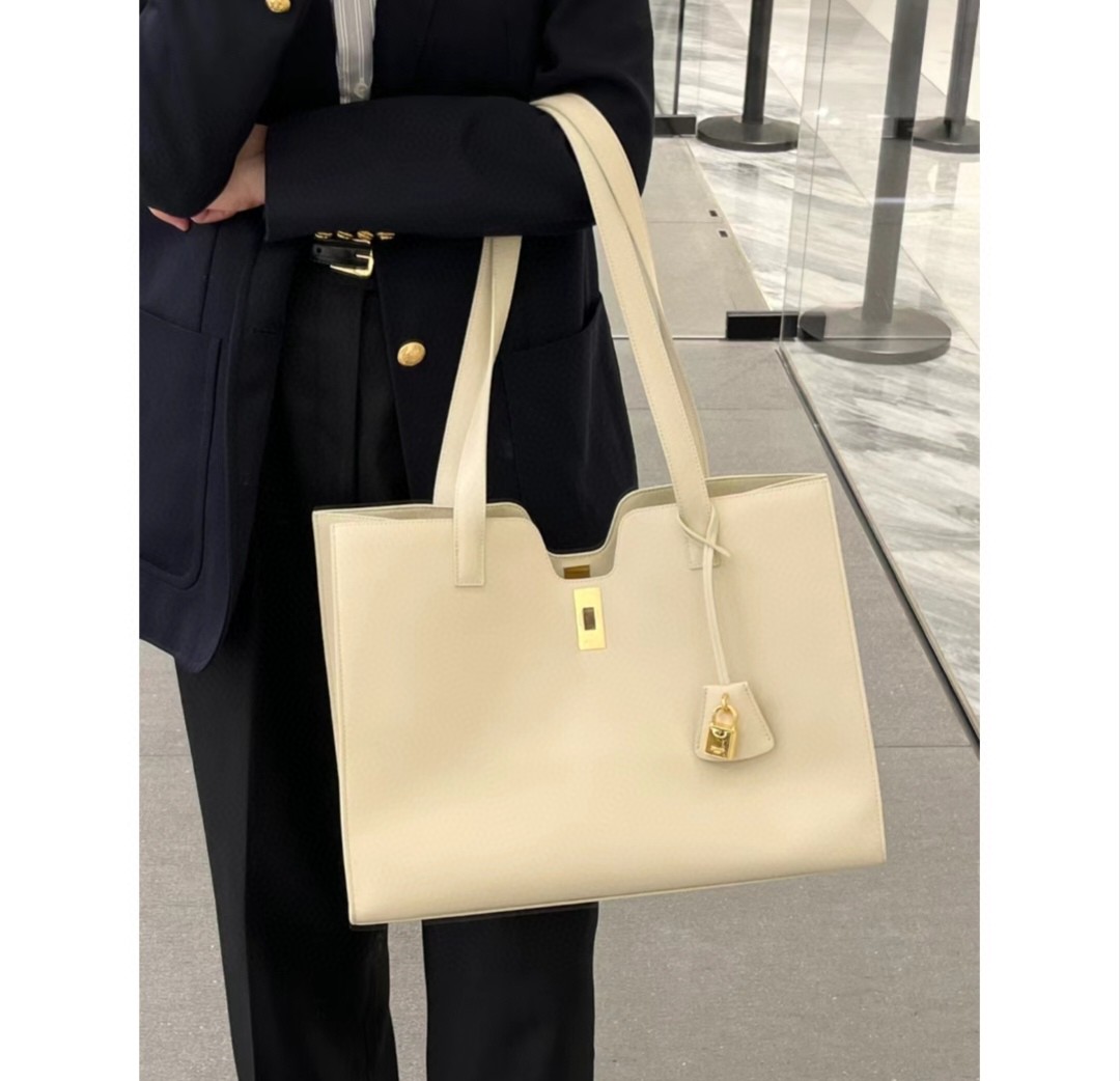 CELINE16 CABAS16 smooth cowhide