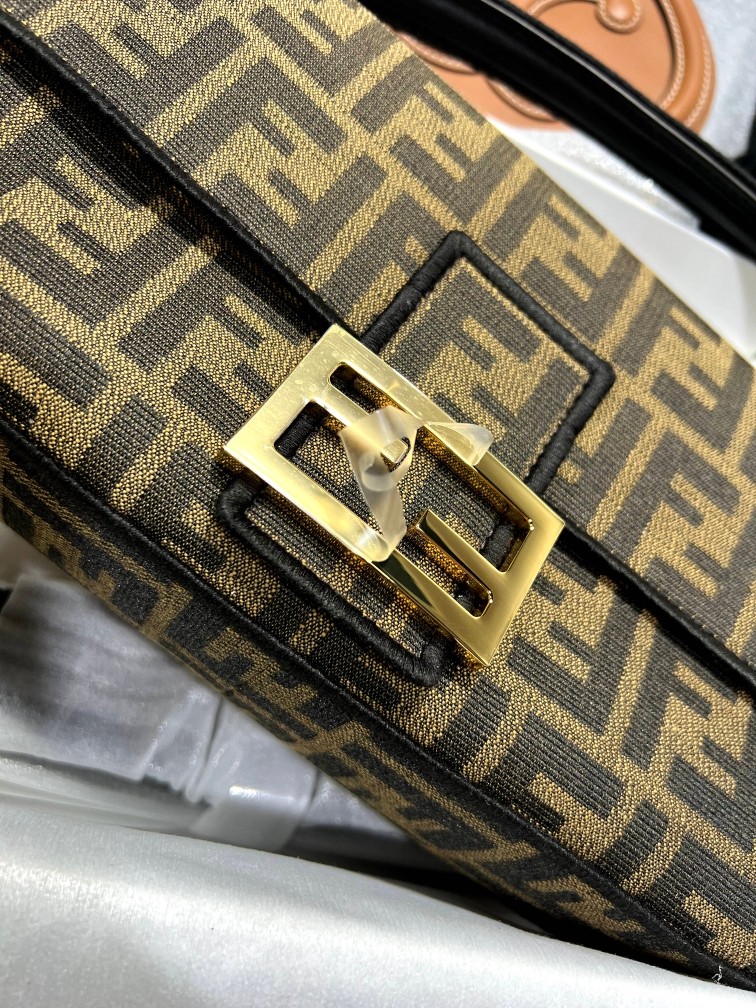 Fendi One of the high-end products that must be released every day