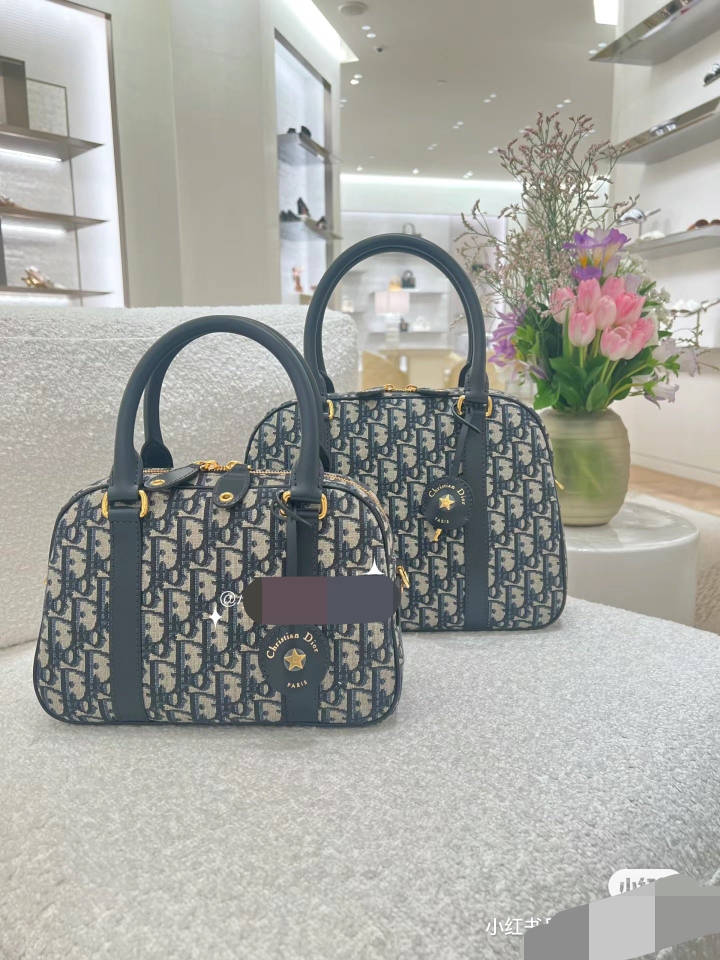 Dior Size comparisonpicture!