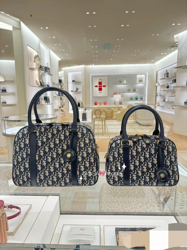 Dior Size comparisonpicture!