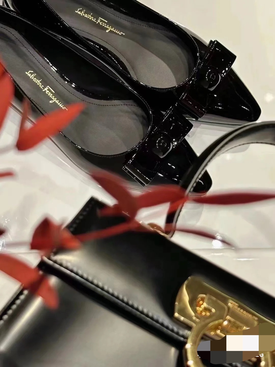 Ferragamo Product _dpsqf6Dj7PjIVeBXIlP2ODFXrlf7Hv0Q4FD9RGw