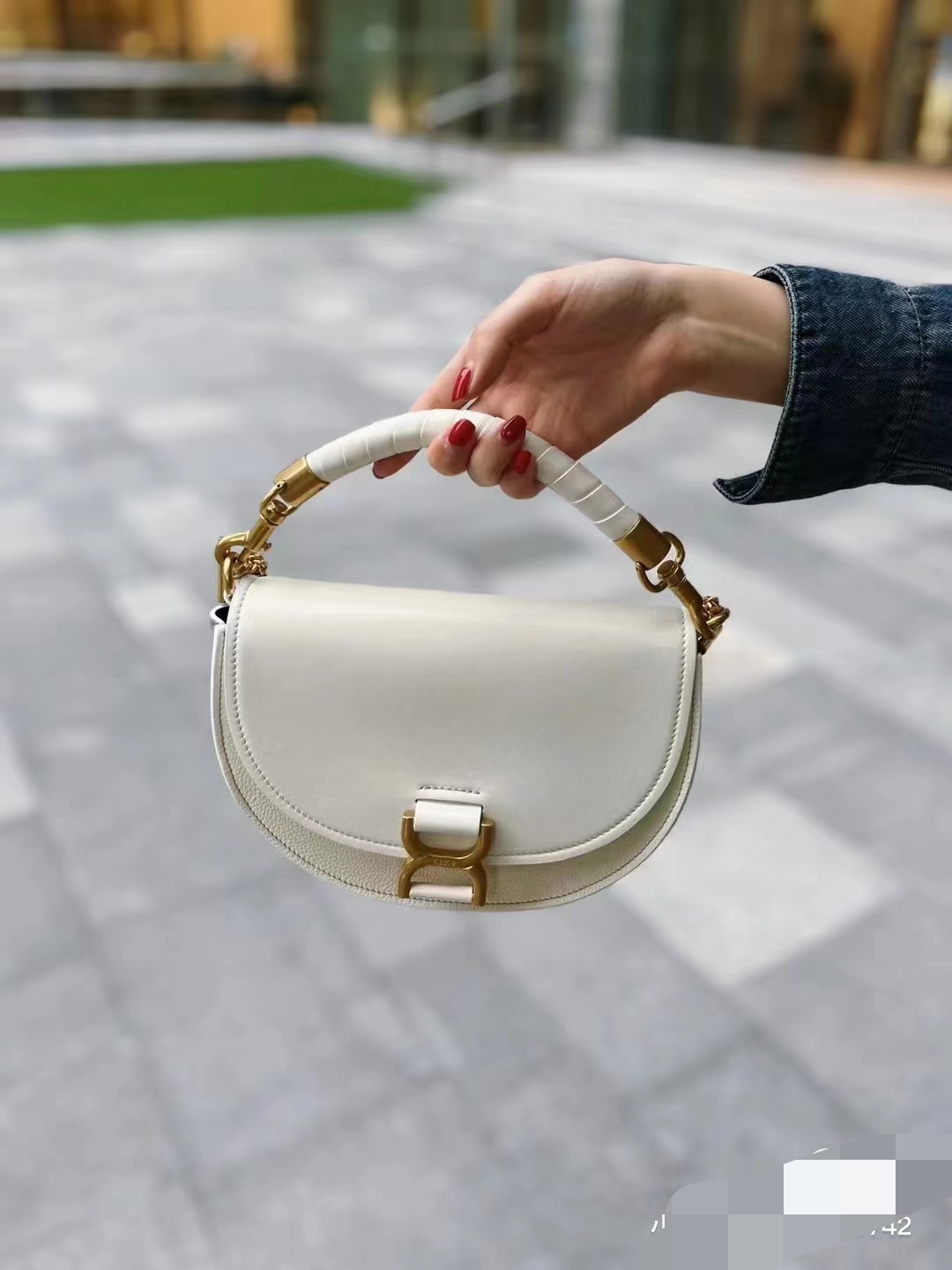 Chloé Product _dngqf8Ai01VxKmBRcThgSLTpTGr-TZmIBRBogVA