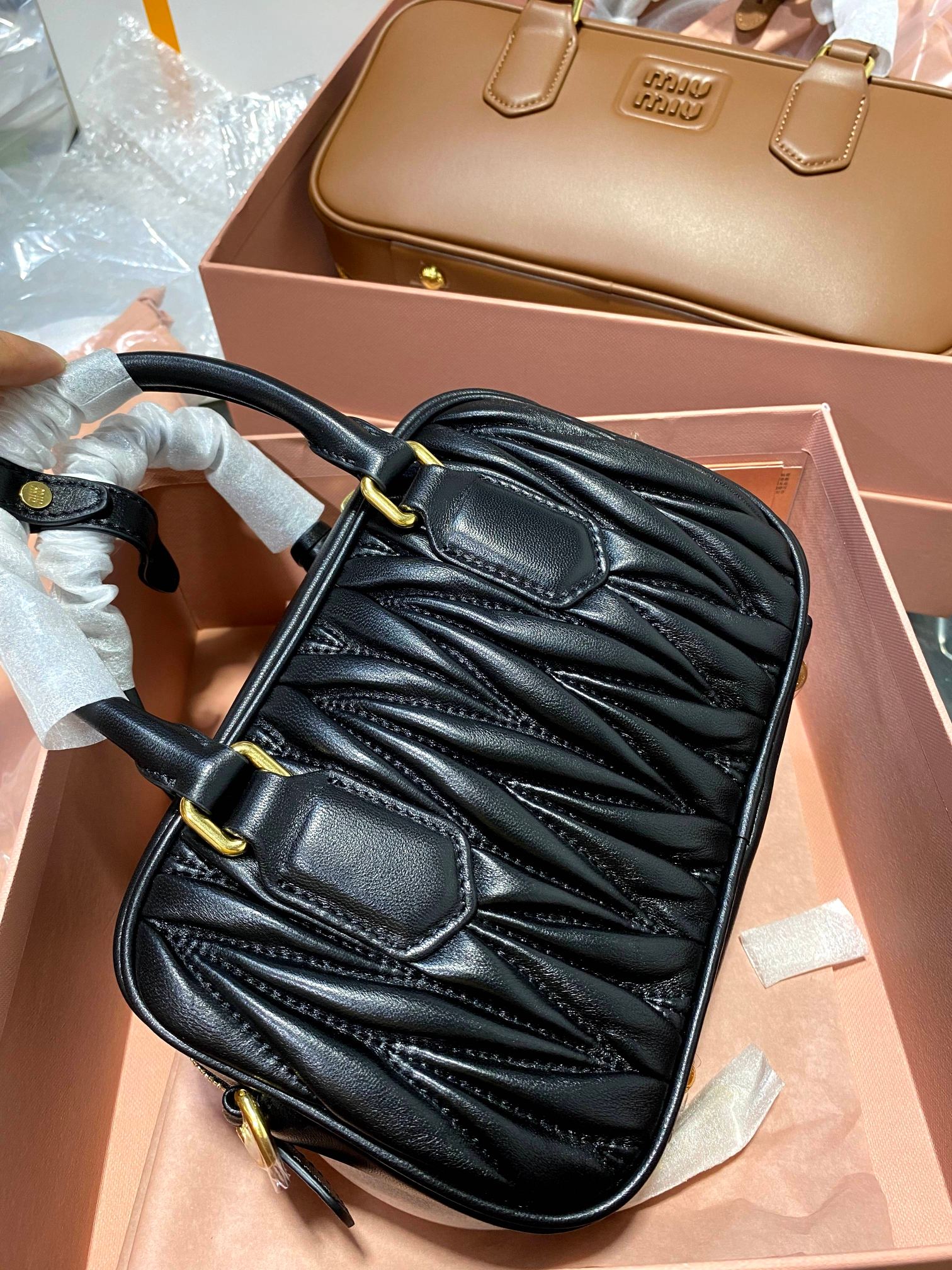 Miu Miu Factory straight hair