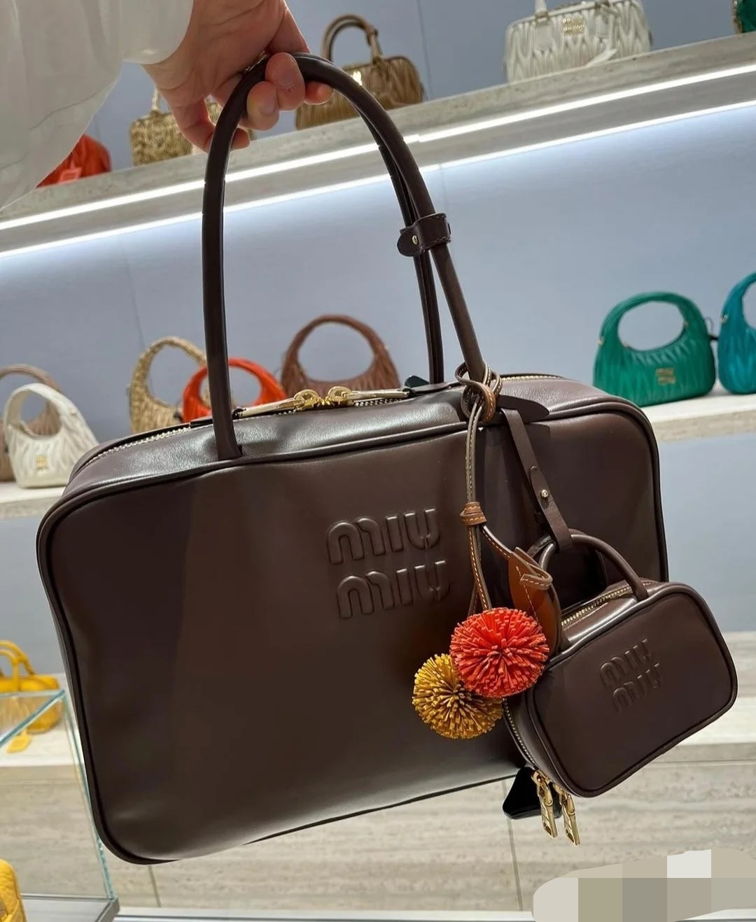 Miu Miu Nanmu new color is officially on sale 5BB11724 new style