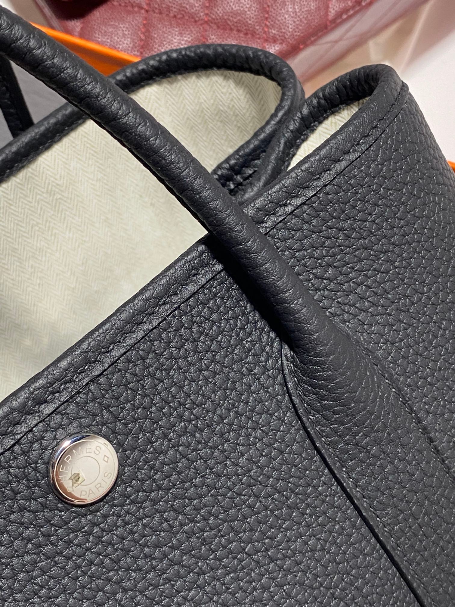 Hermès At the end of the year, I ordered Garden bag ck63, black, original Negonda bull leather with a stronger texture.
