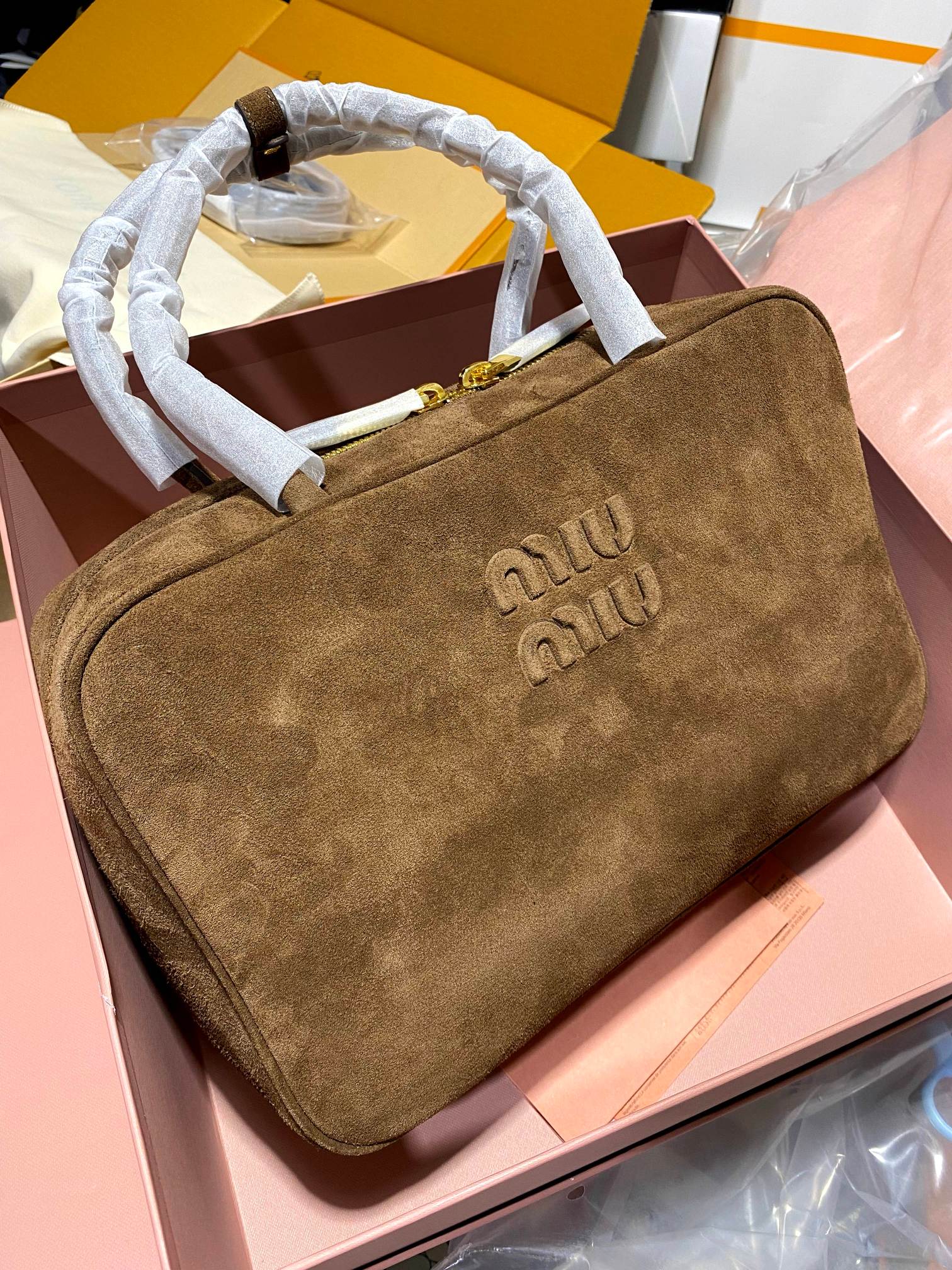 Miu Miu Ms house is hot Highlights