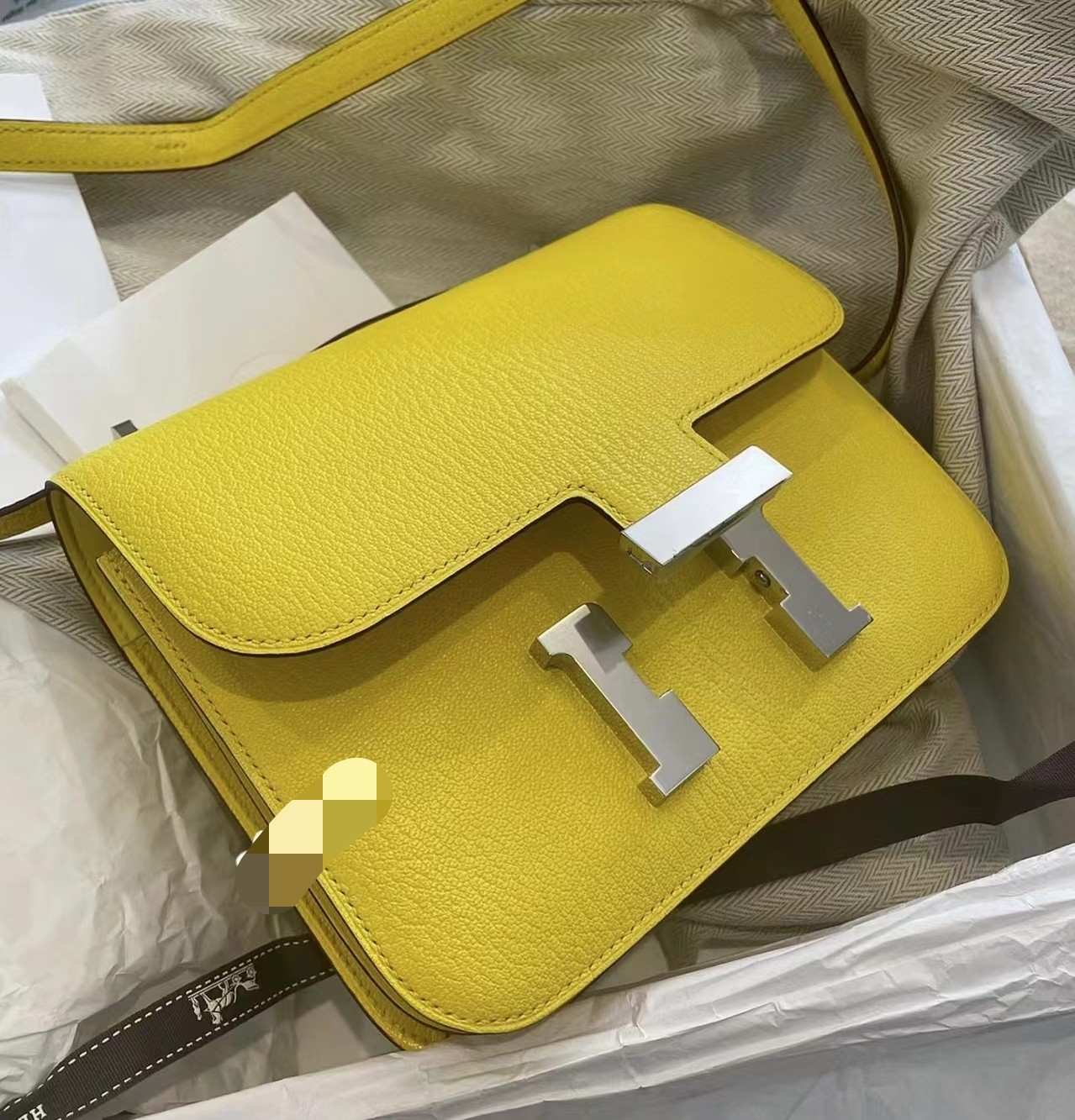 Hermès Counters starting from 100,000