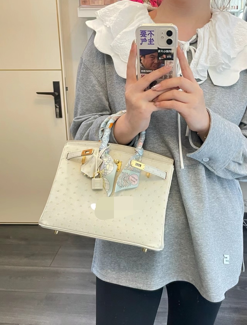 Hermès Product _dfRqfZQfydrhJdd78DlNMro7RF5yCnuN_UknaLA