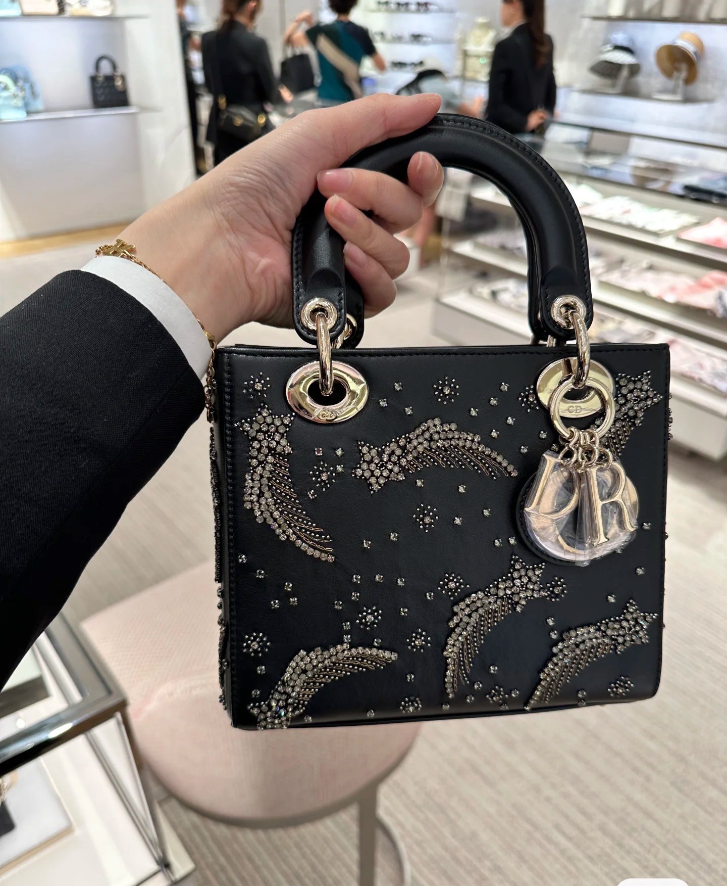 Miu Miu Product _dcXqfM6VUfvVHq3fq9dy_1qc_Ne2m_wUJ1IBcZA