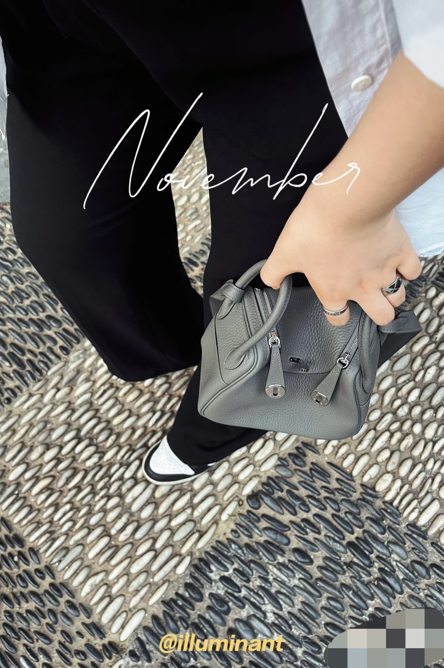 Hermès Hermes gray tones hide an unfinished fairy tale