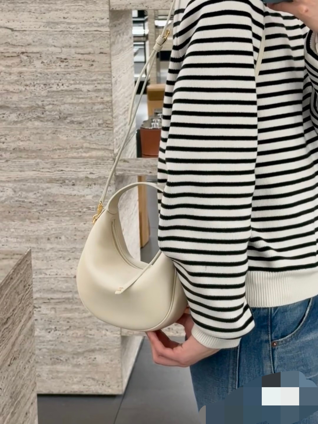 Celine The soft white color of the milk is graceful and gentle. It is not as strong as pure white. This color with a bit of gray and a bit of mil