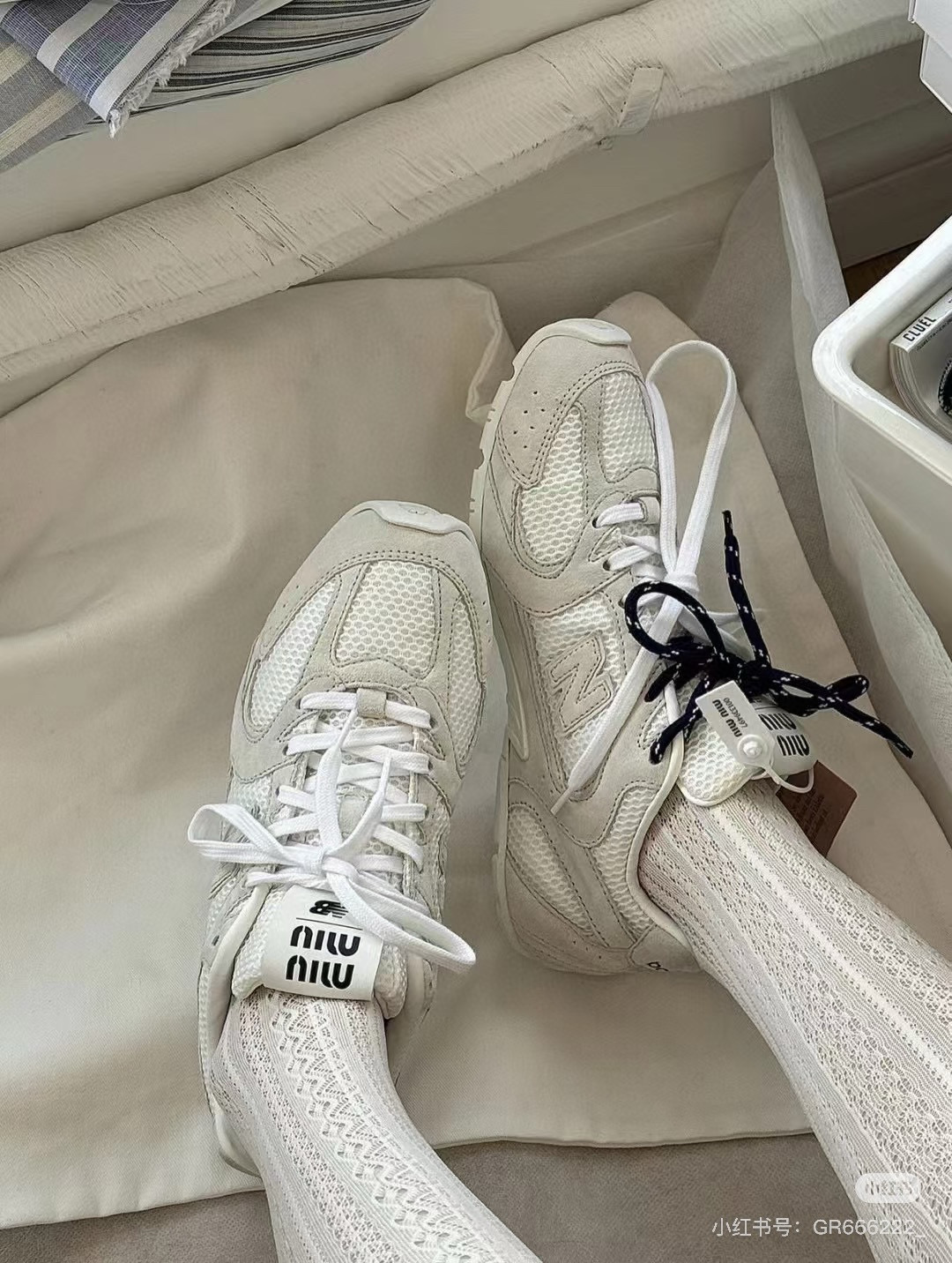 _dgY9s_wAsVowxBJh7zOjmG-sJ6ynAZyVix8yNfA