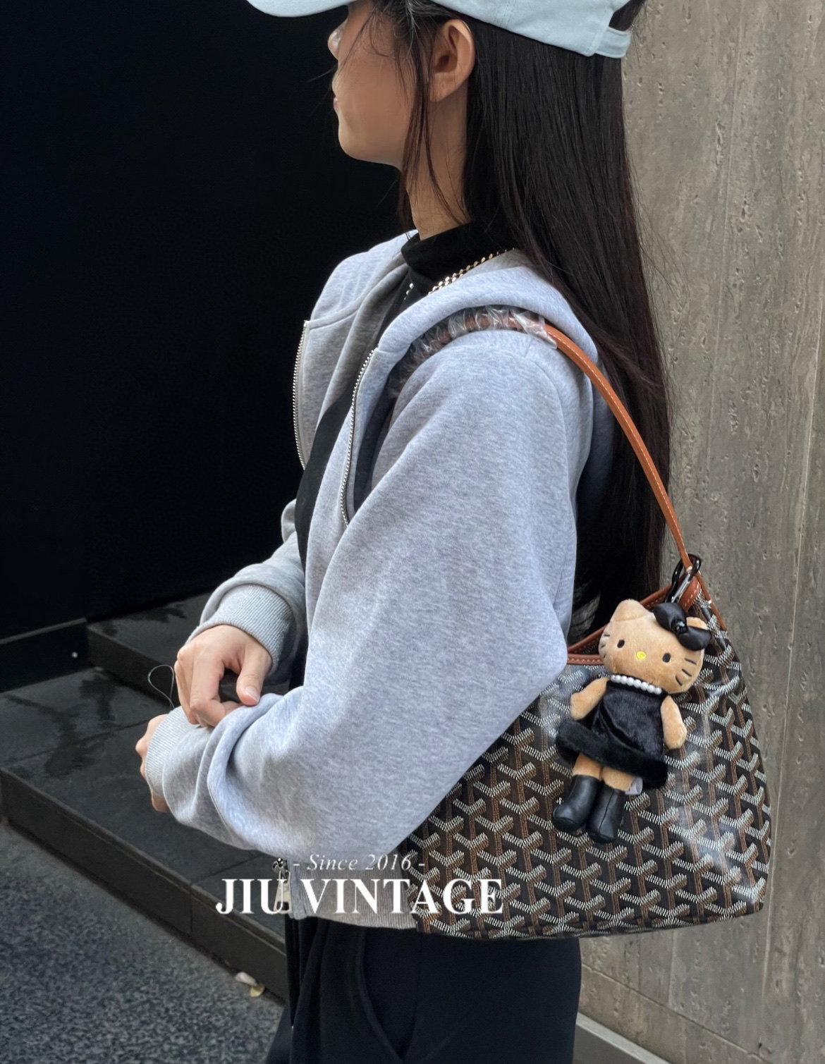 Jacquemus Luxury Designer Handbag Shoulder Crossbody Bag crafted in 2