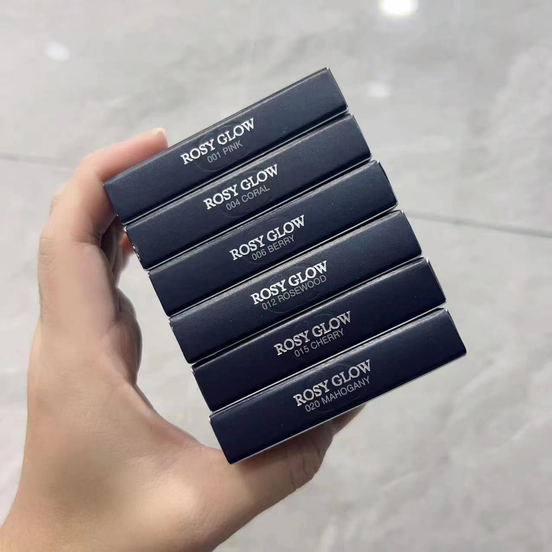 32! ¡Precio ajustado! (Colorete en crema de un solo tono de Dior Backstage, 4.4g) Código 3K01! Tonos: 001-004-006-012-0…