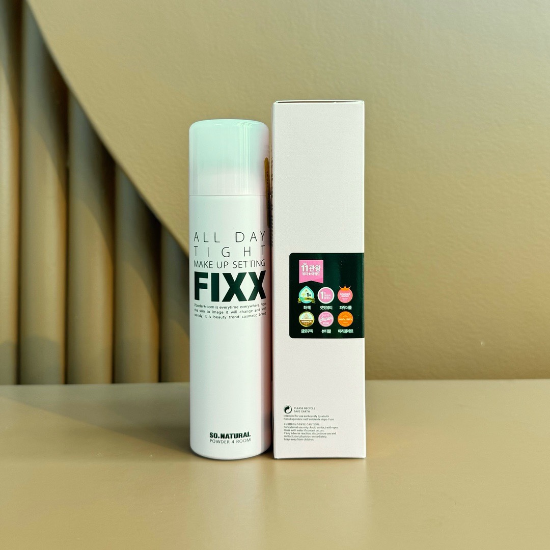 ✨ 40包
FIXX定妆喷雾120ml！上脸不会有粘腻感成膜后能防蹭喷出来真的像水雾一样，喷雾巨细，很舒适持妆力又强，光是这个使用感就让人想回购。能为底妆增加好看的光泽感+降低粉感～😍