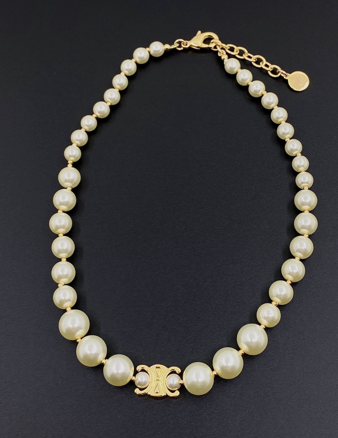 Jewelry Necklaces & Pendants