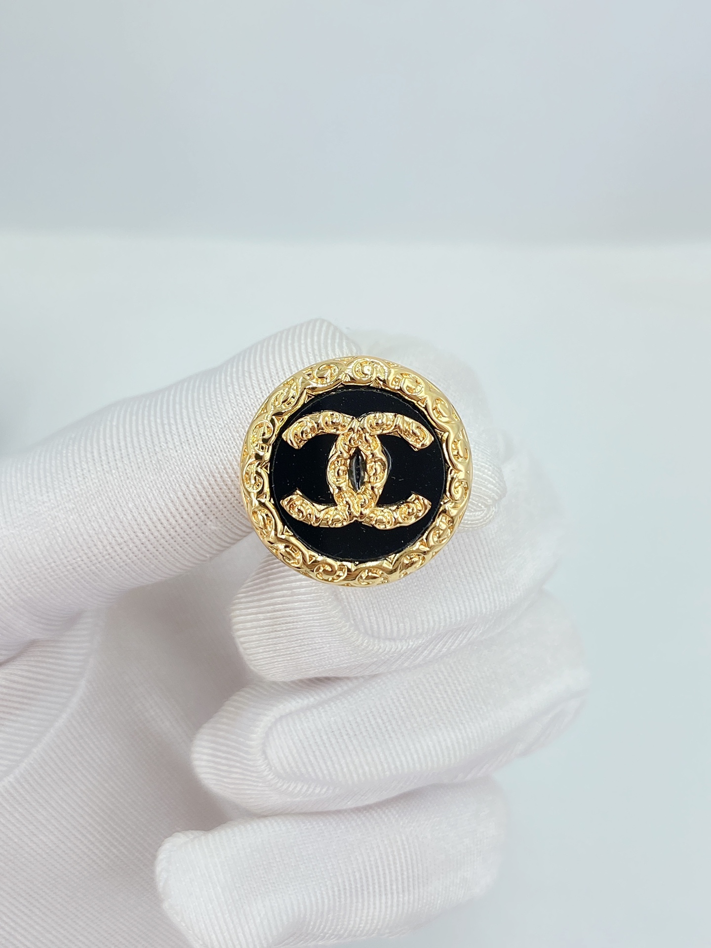 Chanel luxury designer product 5