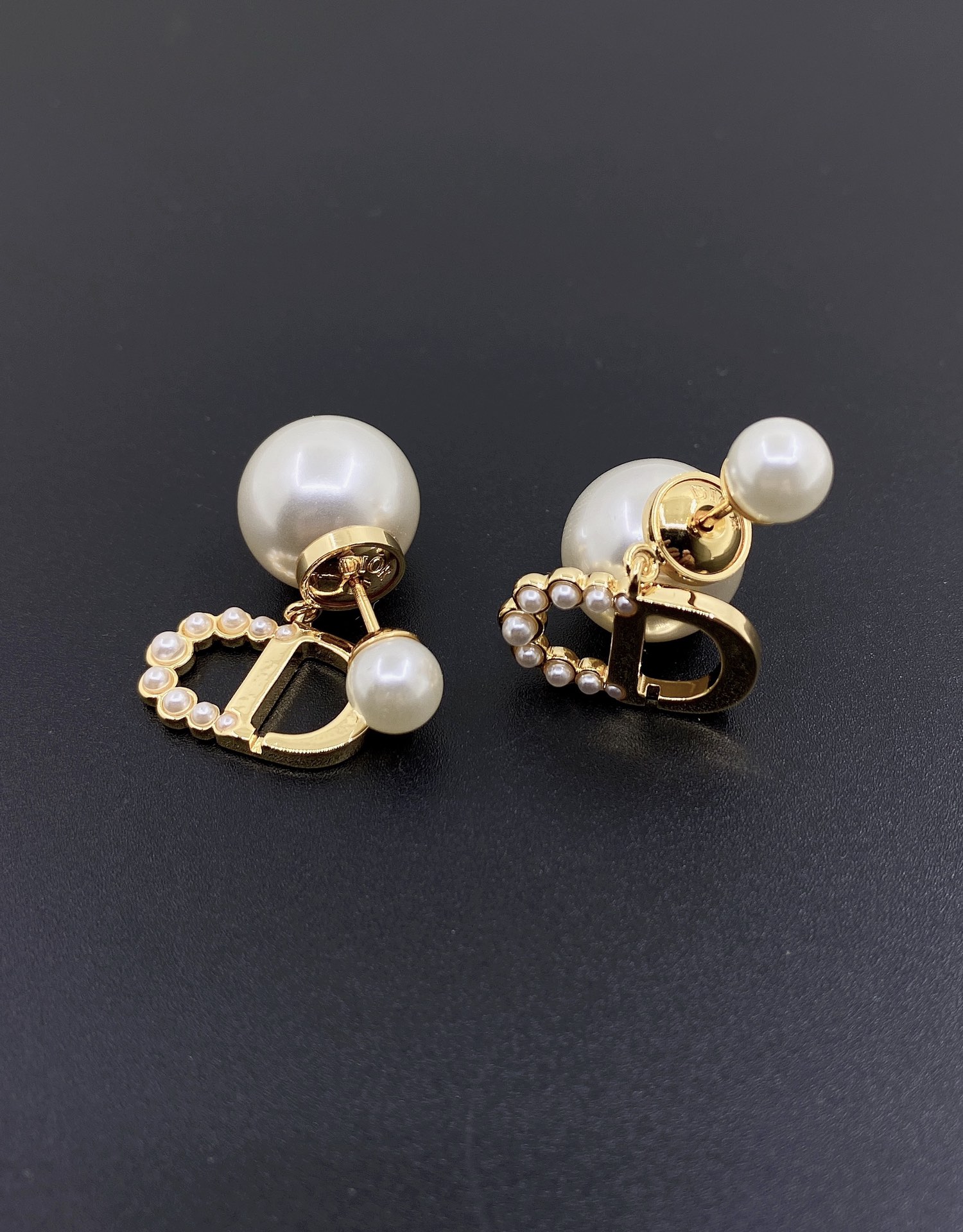 NO:107374,D*or Latest Pearl Earrings] Consistent ZP Brass Material, Elegant Jewelry19860909D*or 最新款大小珍珠耳钉】一致ZP黄铜材质,饰品精品,Jewelry