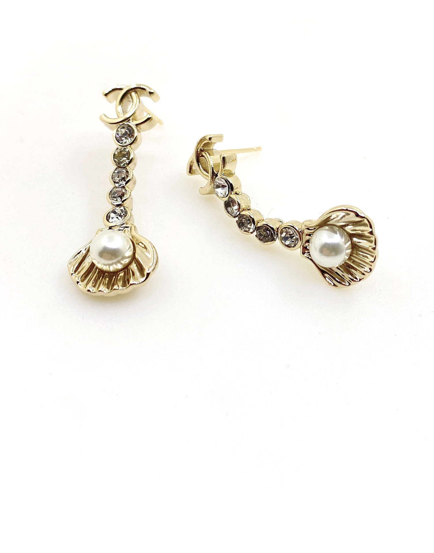 NO:107365,ch*nel latest shell long earrings】Uncommon ZP brass material, jewelry quality, earrings19860909ch*nel 最新款贝壳长耳环】一致ZP黄铜材质,饰品精品,earrings,Jewelry