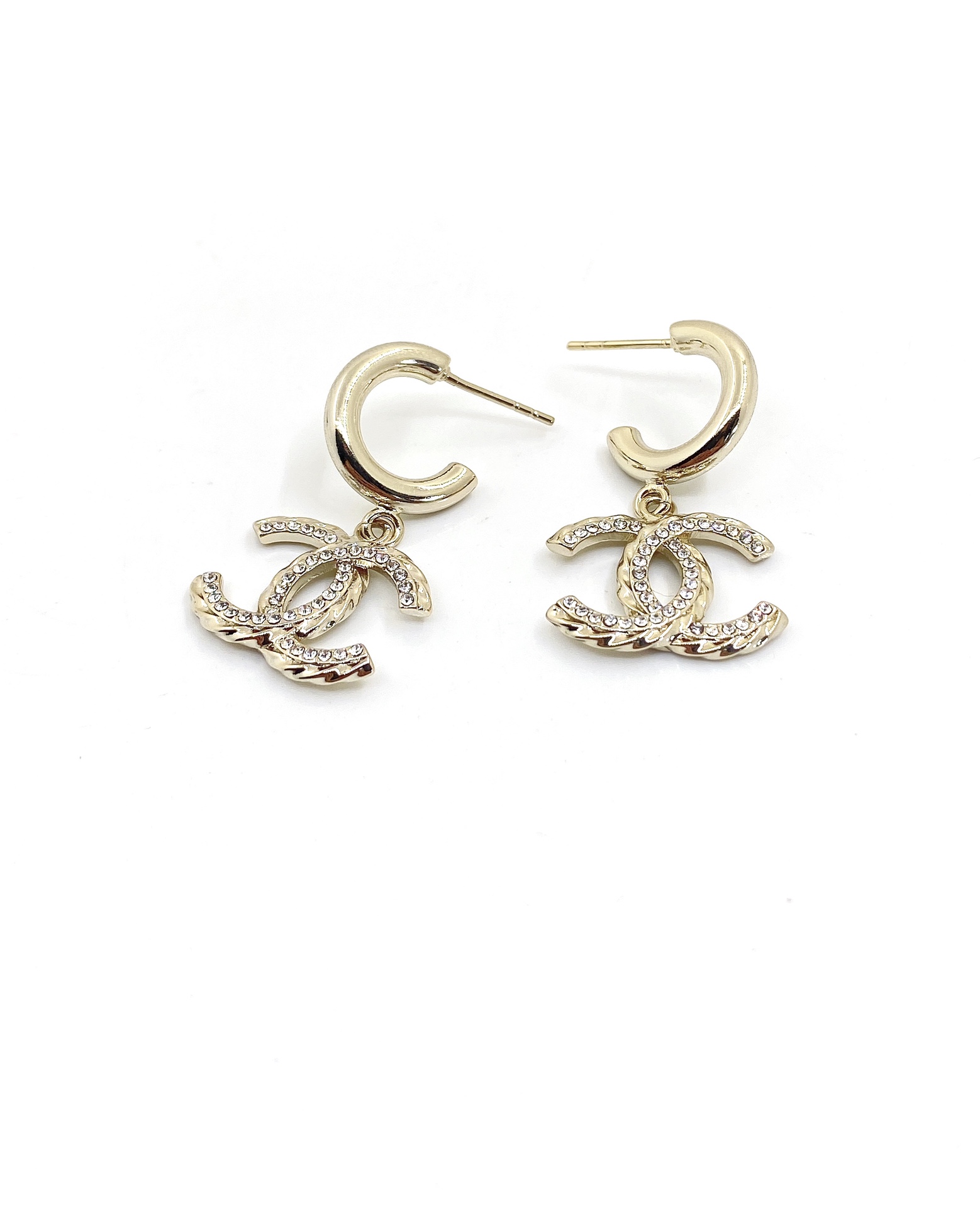 NO:107371,ch*nel latest light gold cc ear hooks】Uncommon ZP brass material, fine jewelry19860909ch*nel 最新款浅金cc耳钩】一致ZP黄铜材质,饰品精品,Jewelry