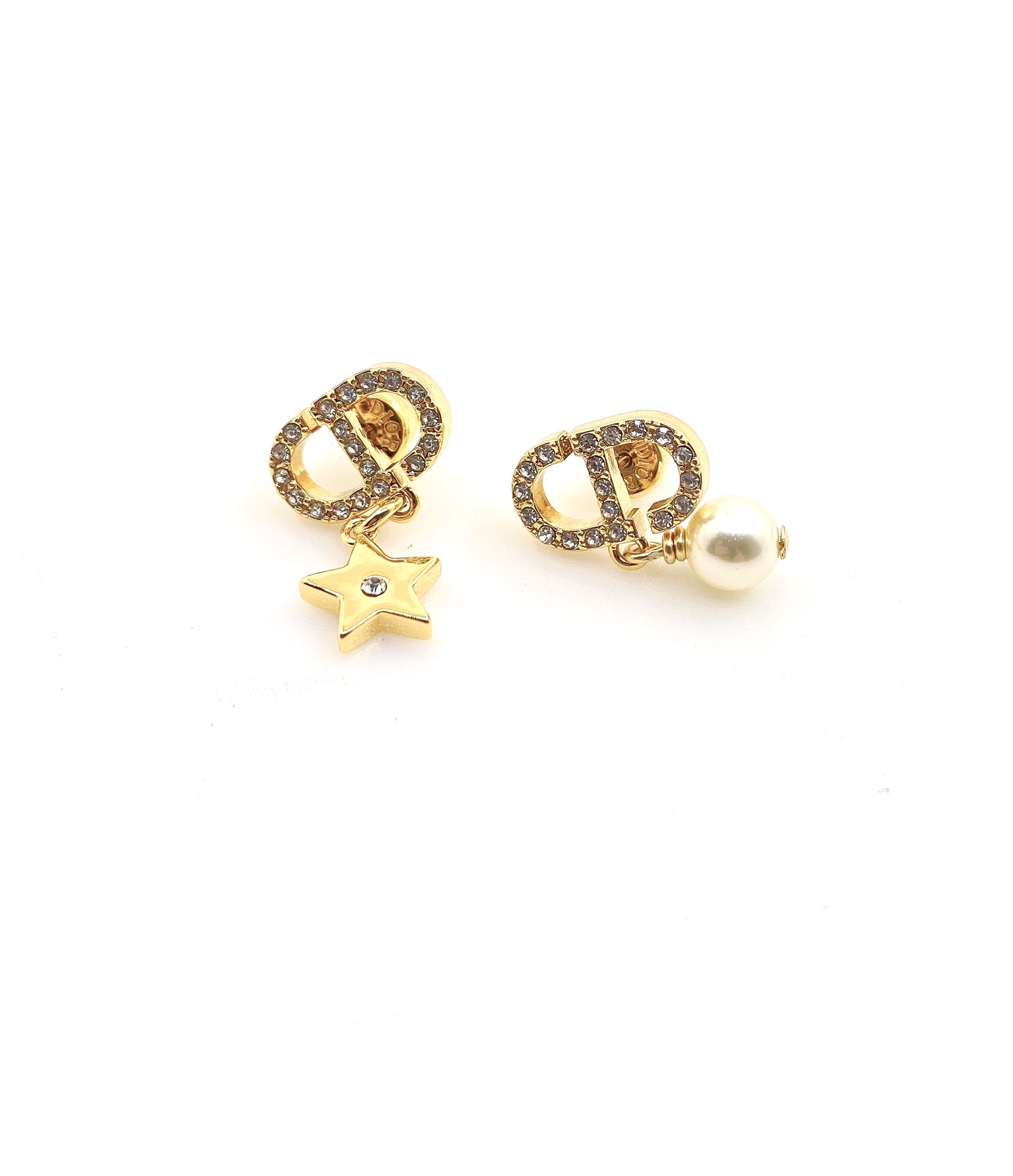 NO:107375,D*or latest cd five-pointed star earrings] consistent ZP brass material, jewelry quality19860909D*or 最新款cd五角星耳钉】一致ZP黄铜材质,饰品精品,Jewelry