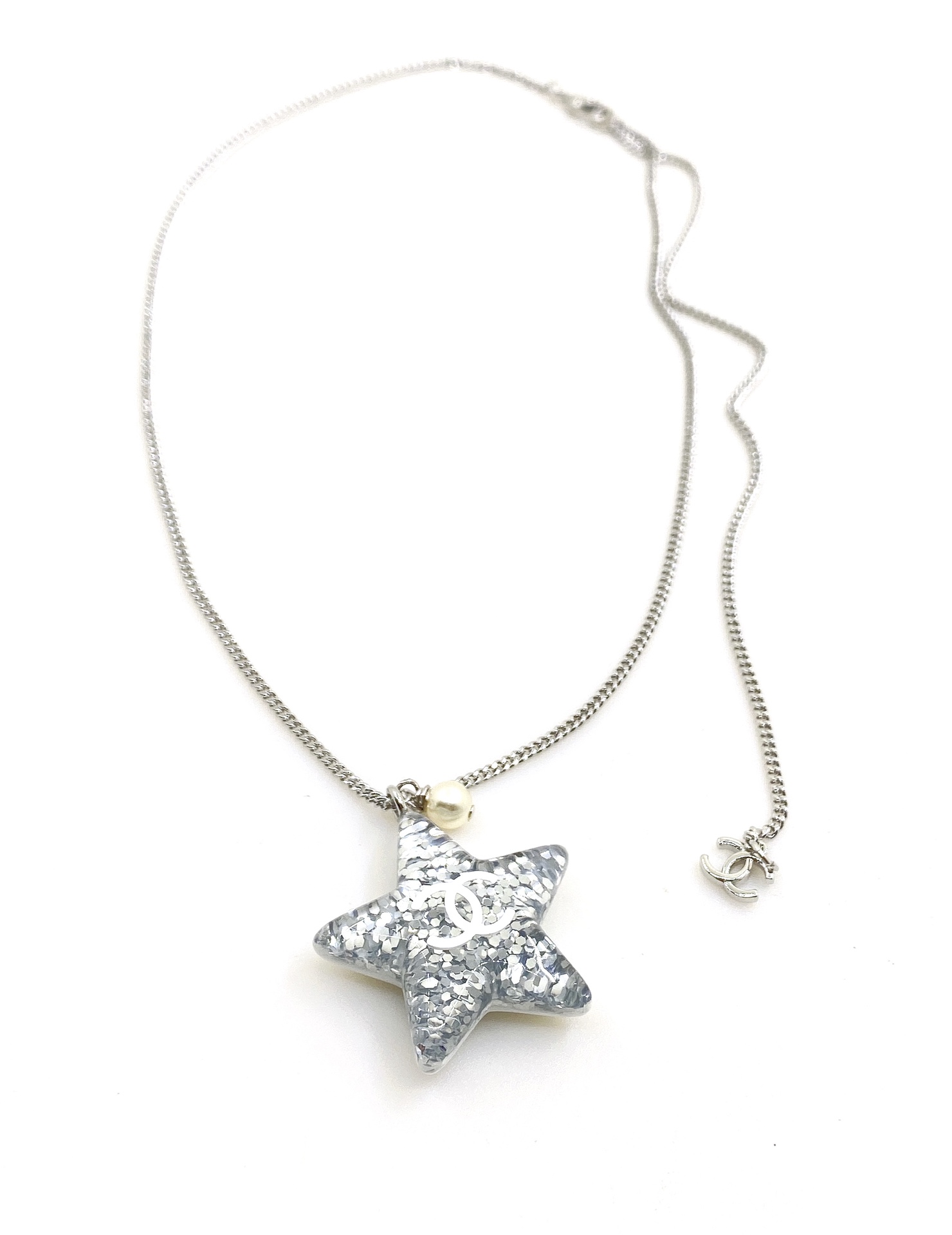 Collar de estrella de cinco puntas de resina blanca nuevo 🆕🆕 de ch*nel, material de latón ZP consistente