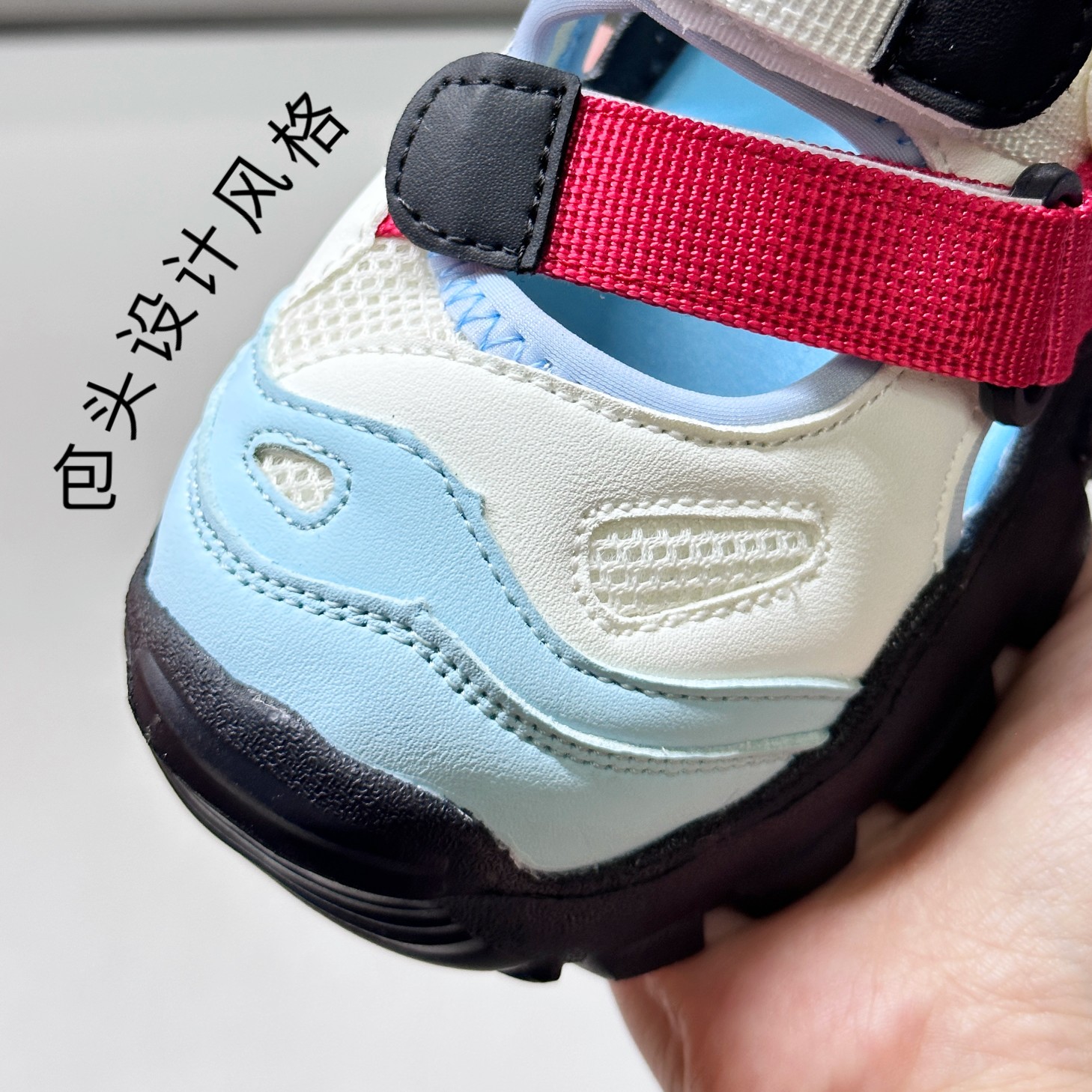 图片[4]-阿迪达斯儿童海螺沙滩凉鞋官网独家首发[庆祝] 透气包头防踢 魔术贴穿脱便捷为一体鞋面设计 防滑耐折耐磨 柔软有韧性，特别设计的鞋头自然上翘15度贴合孩子走路习惯 防止摔跤的高级EVA鞋底🔥 三色：港灰绿，象牙白，雪花粉 尺码：26-37-选品中心