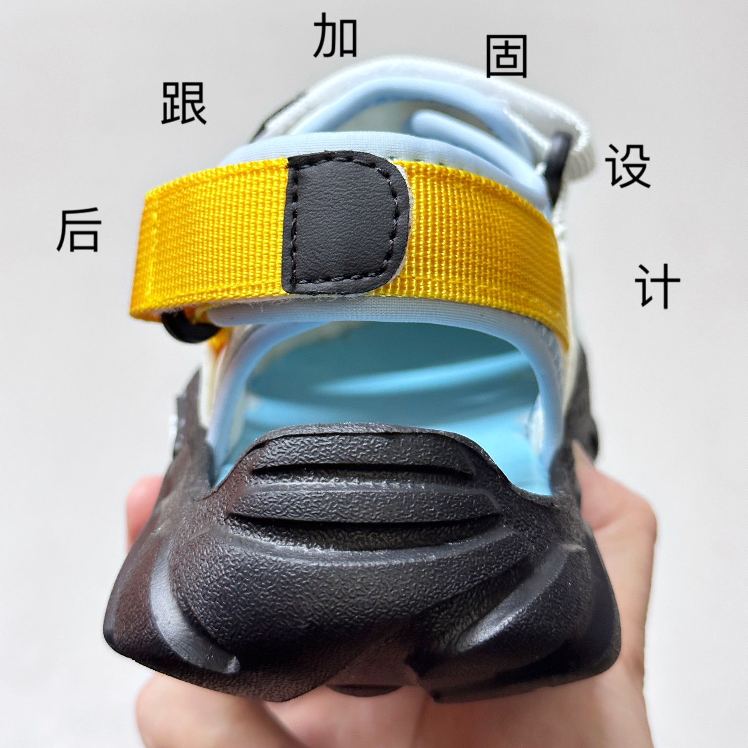 图片[7]-阿迪达斯儿童海螺沙滩凉鞋官网独家首发[庆祝] 透气包头防踢 魔术贴穿脱便捷为一体鞋面设计 防滑耐折耐磨 柔软有韧性，特别设计的鞋头自然上翘15度贴合孩子走路习惯 防止摔跤的高级EVA鞋底🔥 三色：港灰绿，象牙白，雪花粉 尺码：26-37-选品中心