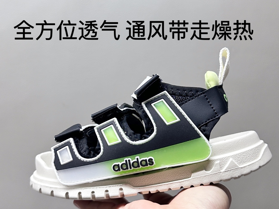 图片[8]-🚦配色合集🔻 🔗 Adidas马卡龙糖果🍬儿童沙滩凉鞋 尺码：26-35码 👍 独特的魔术贴设计，让穿脱变得简单快捷，即使是最忙碌的父母也能轻松应对🏃‍♀️🏃‍♂️。小朋友们再也不用担心鞋带松掉，随时都能欢快地在沙滩上奔跑🌊。 👟 软底设计贴心呵护小脚丫，无论是沙子还是鹅卵石，都能轻松承受，让每一步都成为快乐的足迹👣。绝对是海滩派对的焦点🌟！ 🏷️ #夏日沙滩必备 #儿童魔术贴凉鞋-选品中心