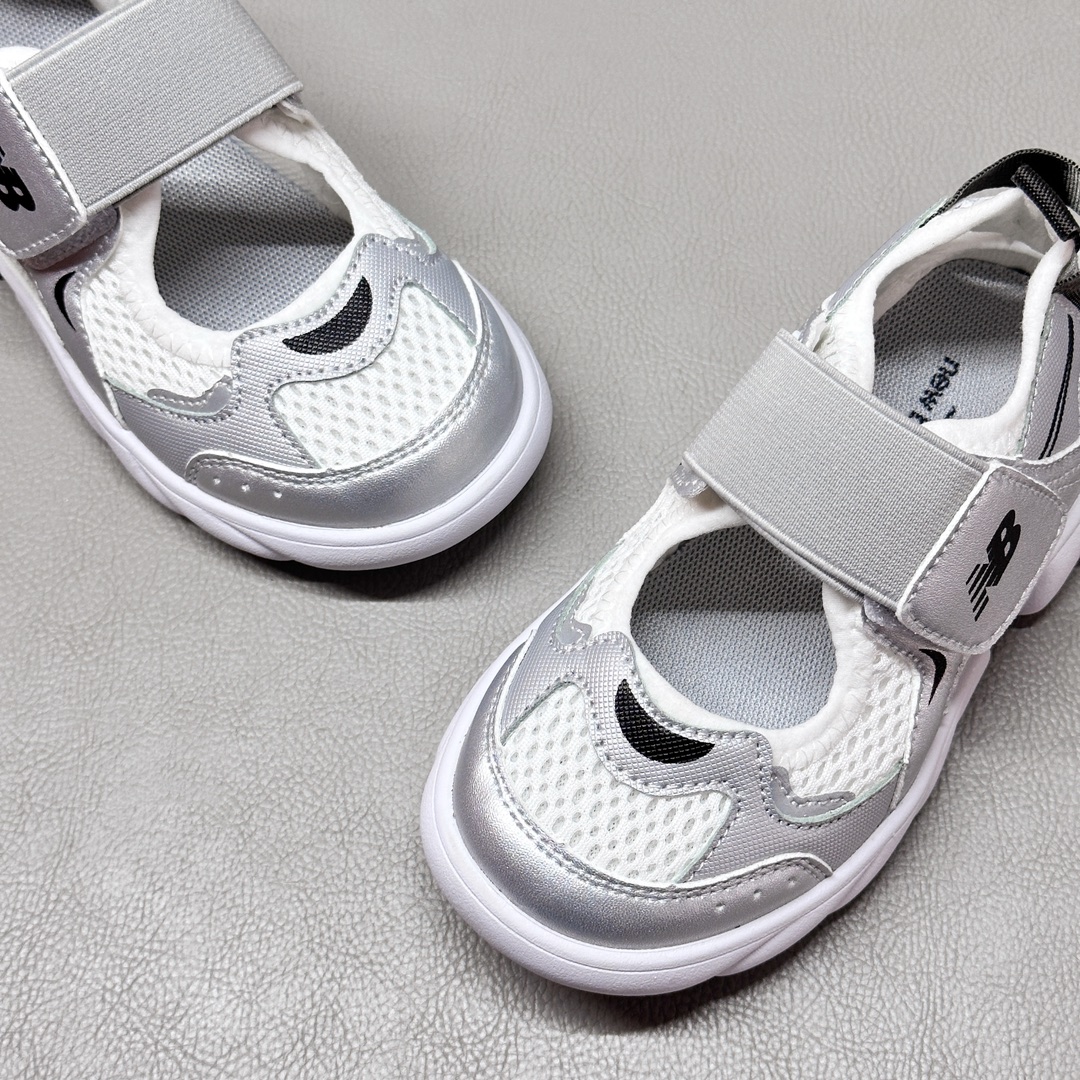 图片[8]-NB920🍬儿童沙滩凉鞋 爆款包头清凉涉水鞋 玩水新搭档 去户外 勇敢闯 3/1人体工学跑跳0鸭梨 轻质橡胶鞋底 魔术贴轻快穿脱 so easy～镂空鞋面 通风带走燥热 轻薄网纹布 透气排汗 三色：黑色 灰色 粉色 尺码：26-37-选品中心