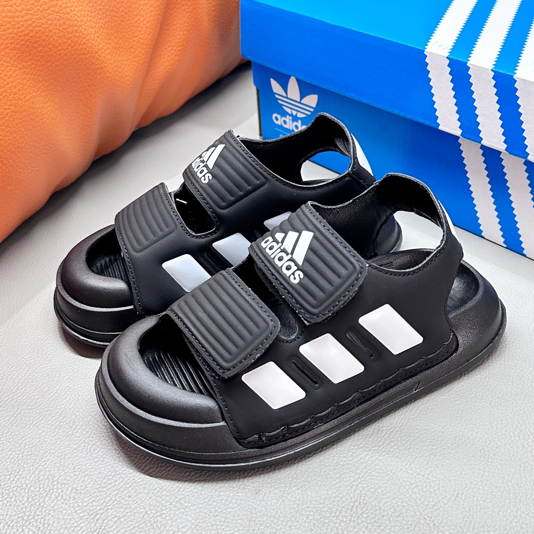 阿迪双魔术贴包头轻便儿童凉鞋22-35码 魔术贴设计超便捷👑，不再有烦恼宝宝自己穿鞋的时刻。包头设计更好保护脚丫☀️。-选品中心