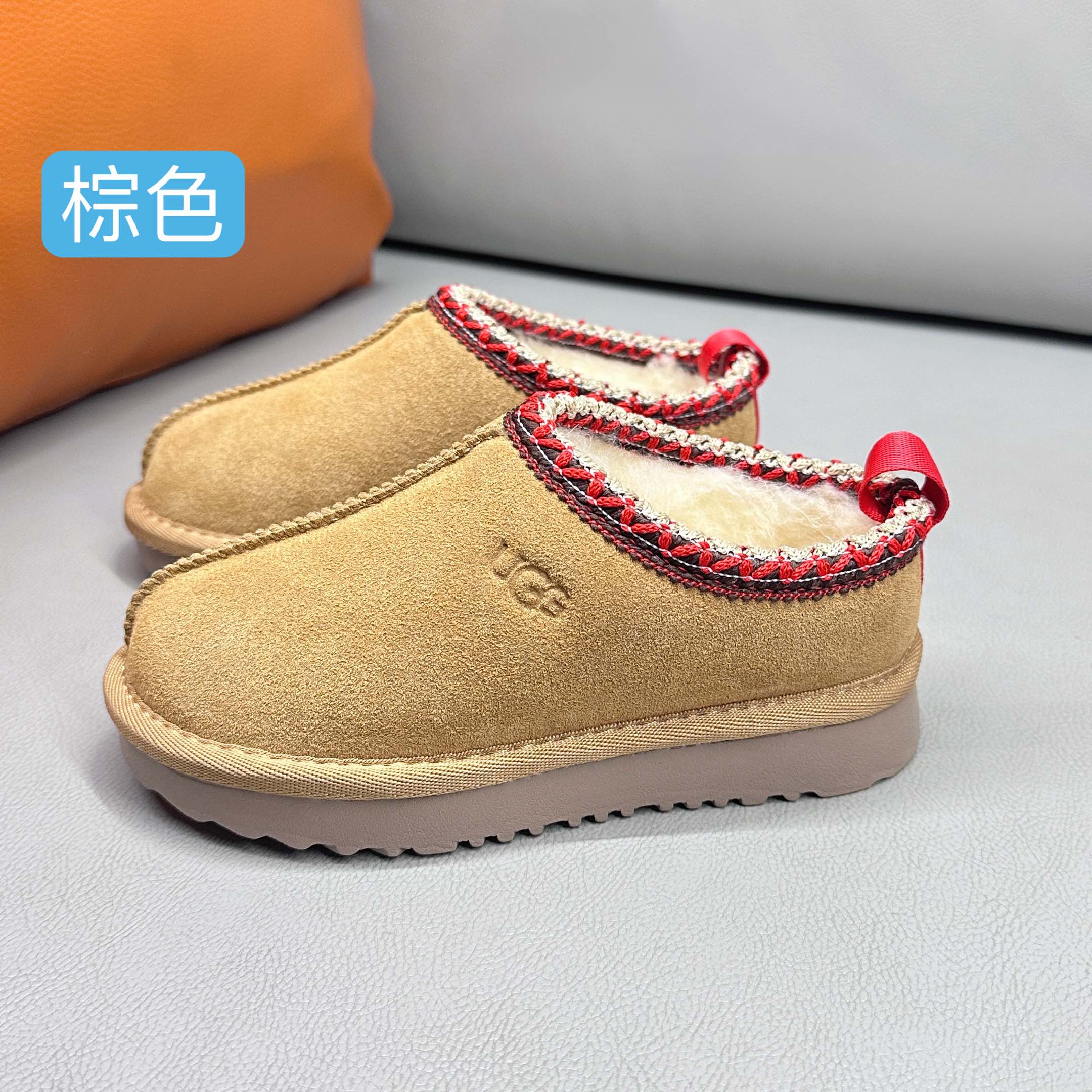 🚦UGG 正确版儿童Tazz塔茨乐福鞋一脚蹬懒人鞋款•尺码表🔻 量好脚长才是选码关键✔️ 🚨不同品牌,不同系列的鞋子,鞋码会存在差异,一定要量好宝宝脚长,脚长对照尺码表【参考适合脚长选码数 🚨孩子3个月脚长就会有变化,多花一分钟选码,节省换码一周的时间👊-选品中心