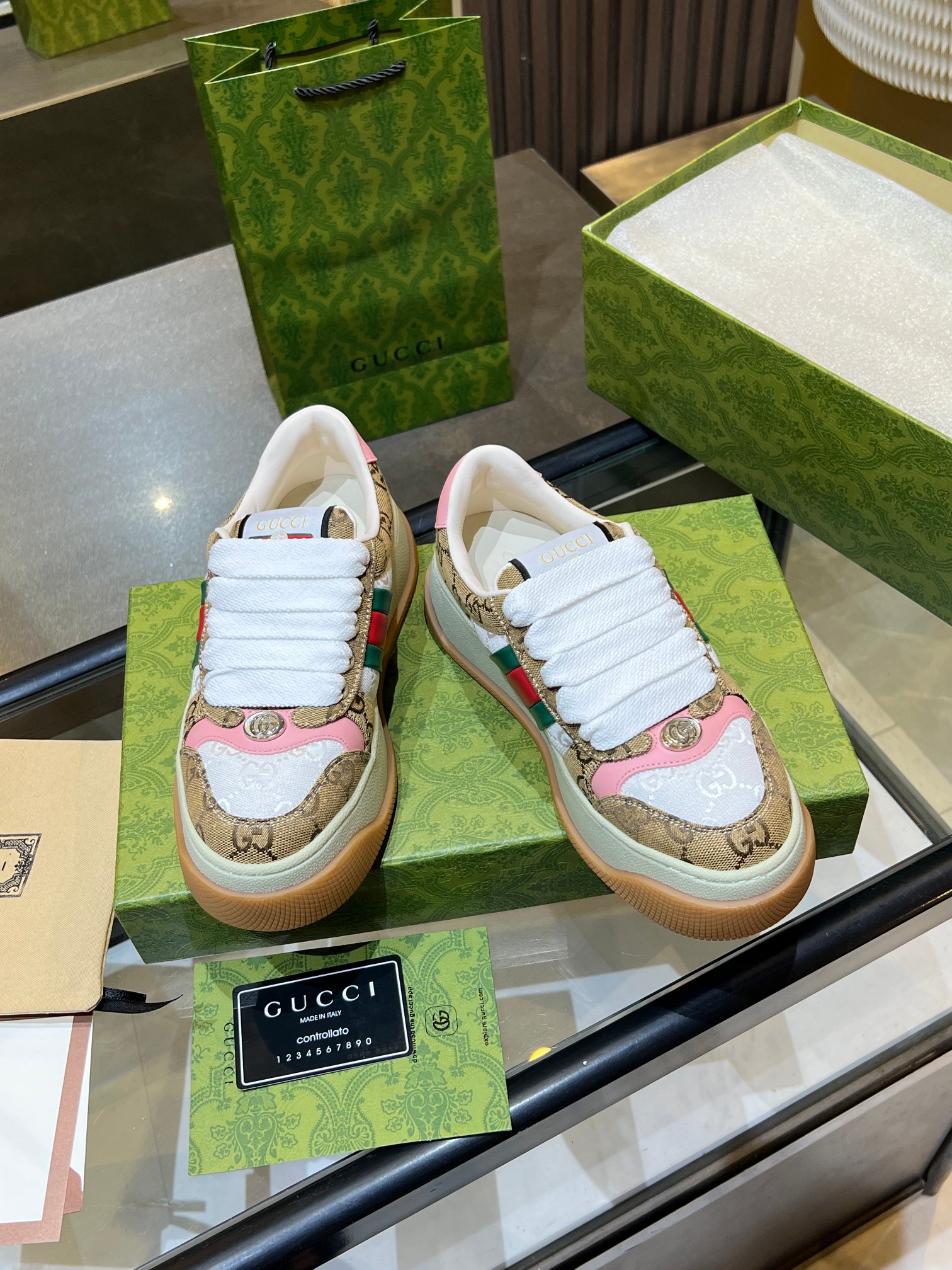 プレミアムスポーツシューズ GG帆布・紫革ディテール・TPUソール