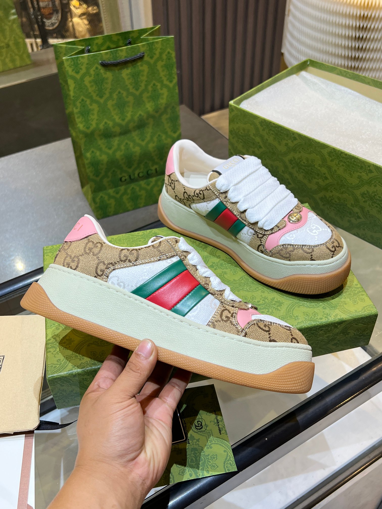 プレミアムスポーツシューズ GG帆布・紫革ディテール・TPUソール